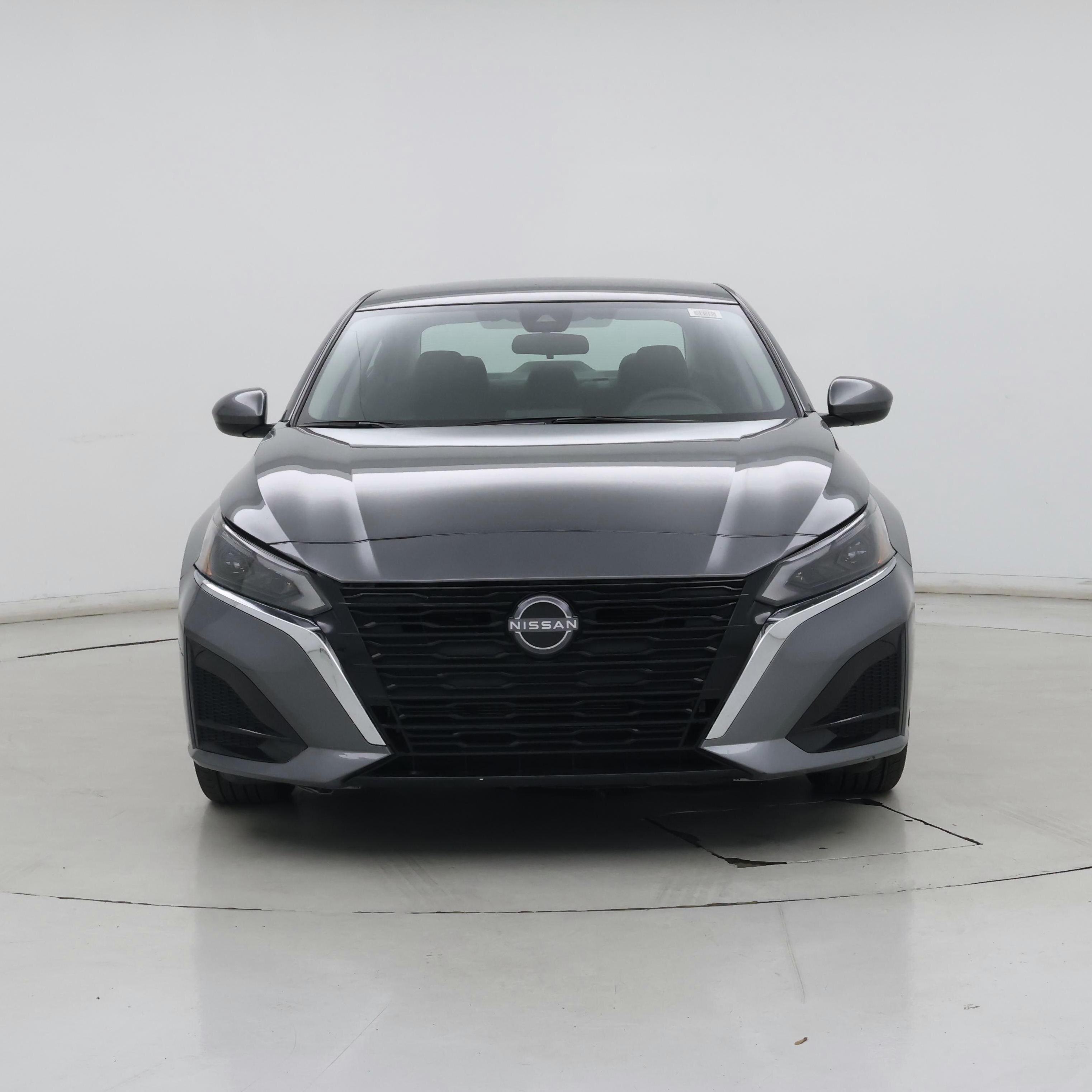 Thumbnail: 2023 Nissan Altima - 5