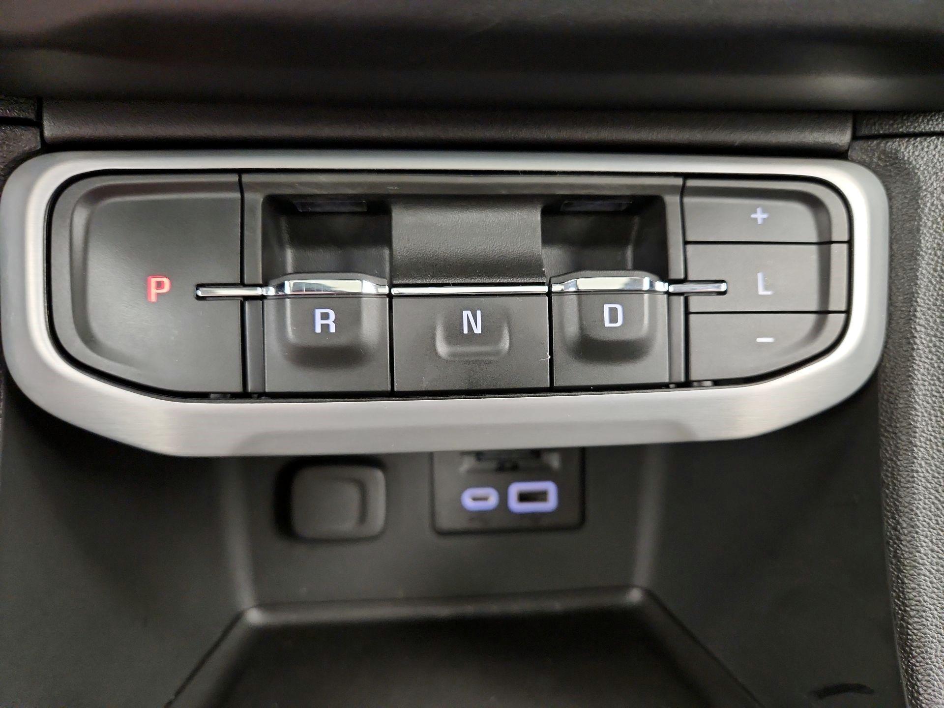 Thumbnail: 2022 GMC Acadia - 18