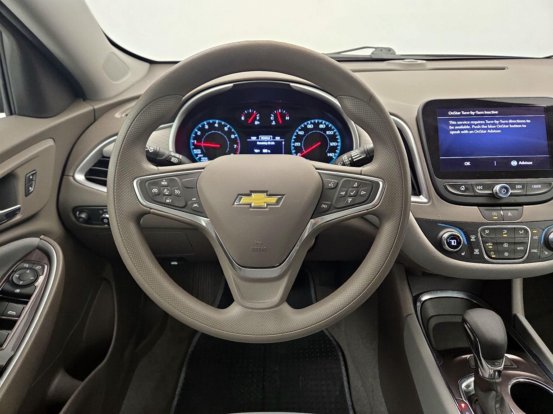 Thumbnail: 2023 Chevrolet Malibu - 10