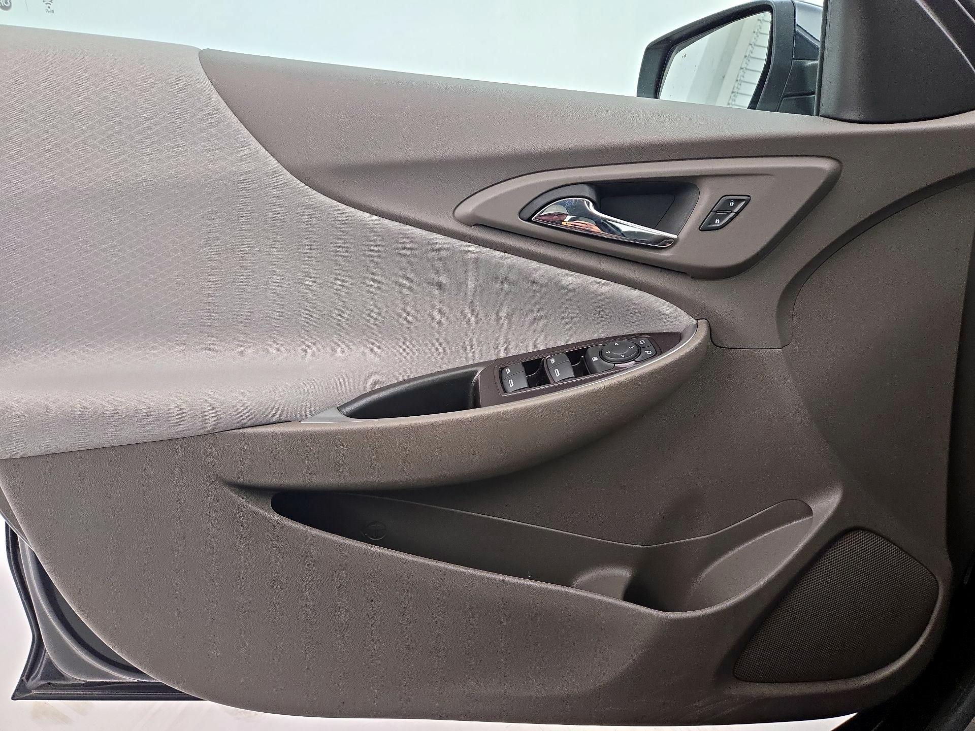 Thumbnail: 2023 Chevrolet Malibu - 12