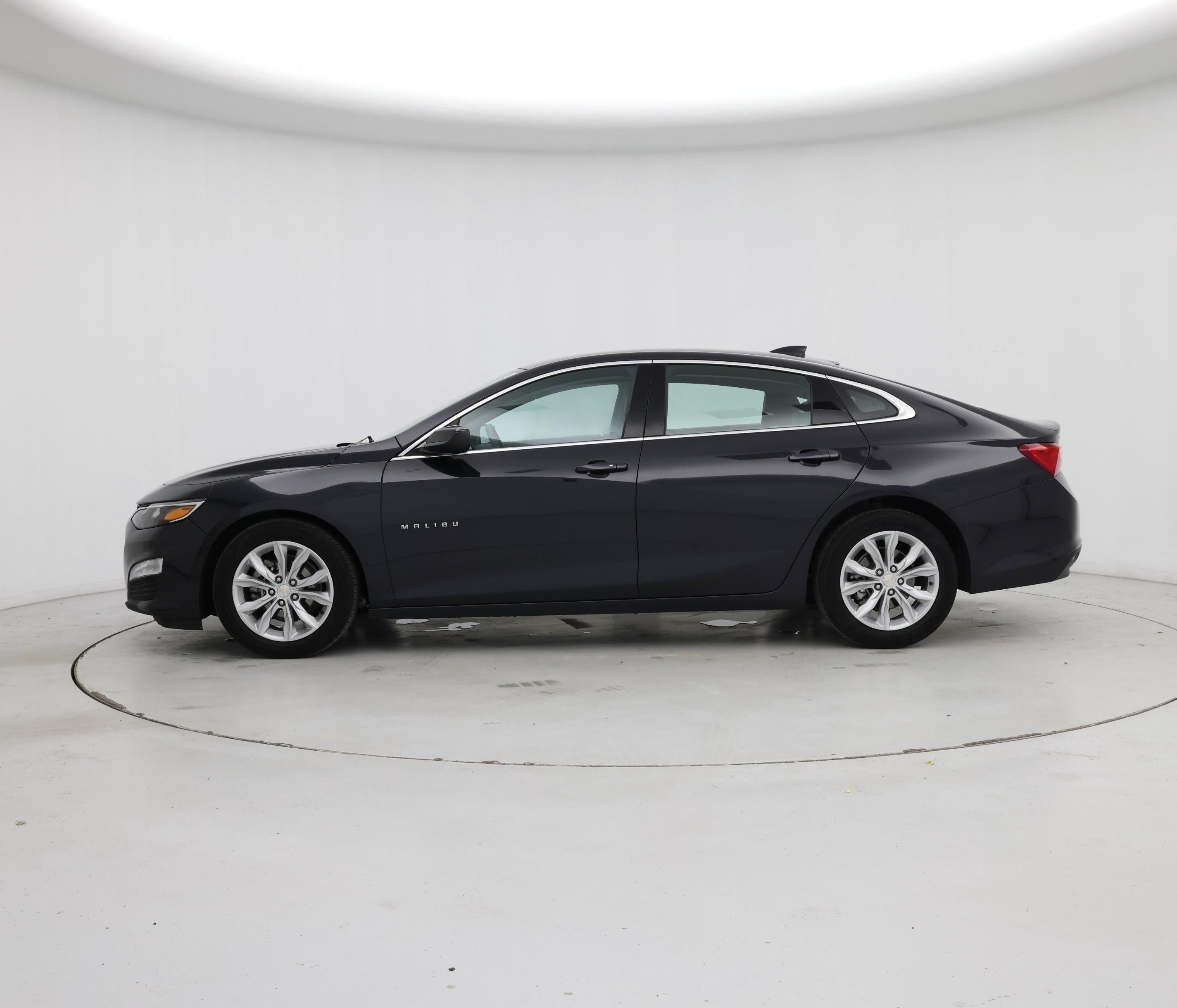 Thumbnail: 2023 Chevrolet Malibu - 3