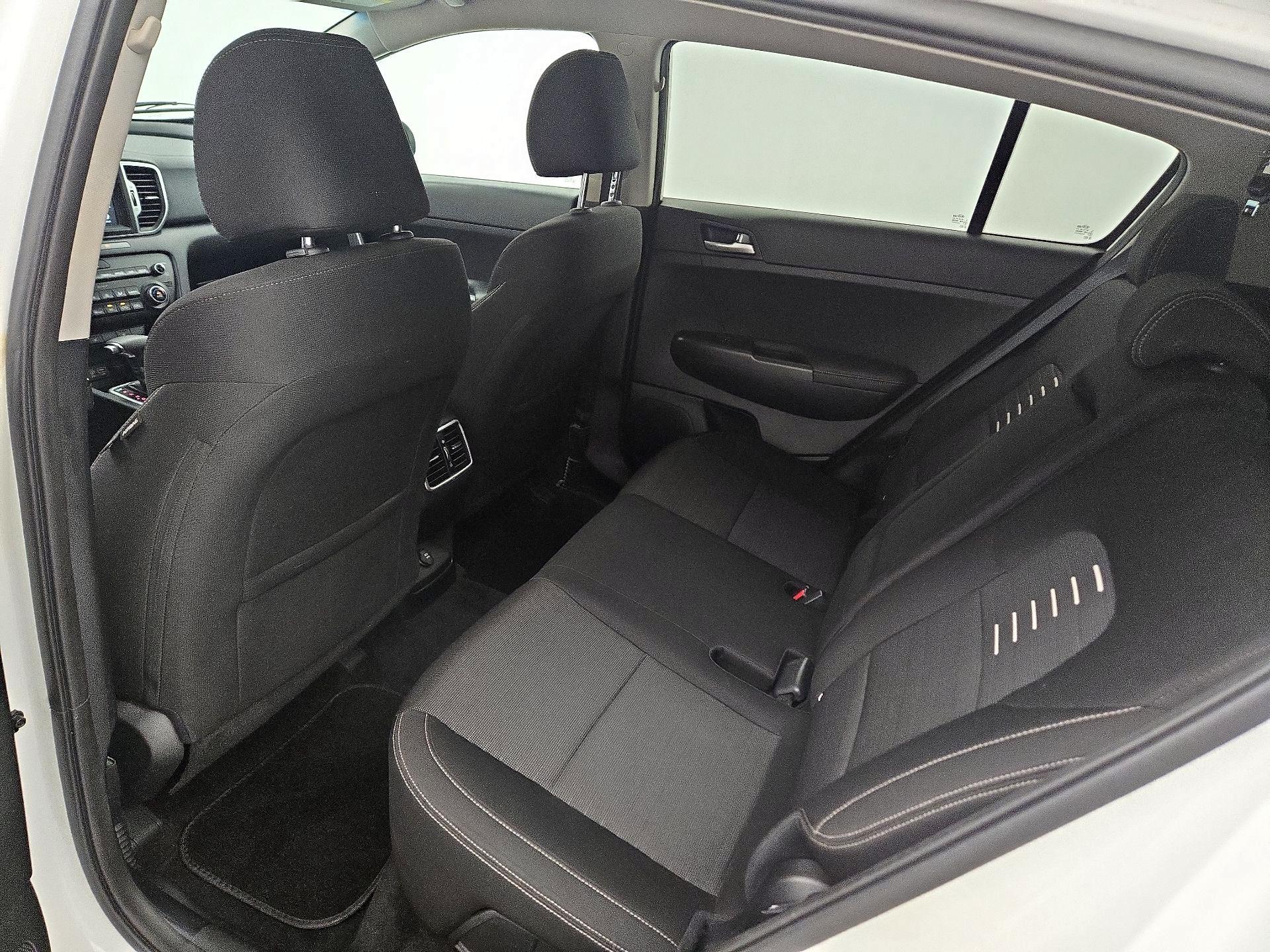 Thumbnail: 2019 Kia Sportage - 19