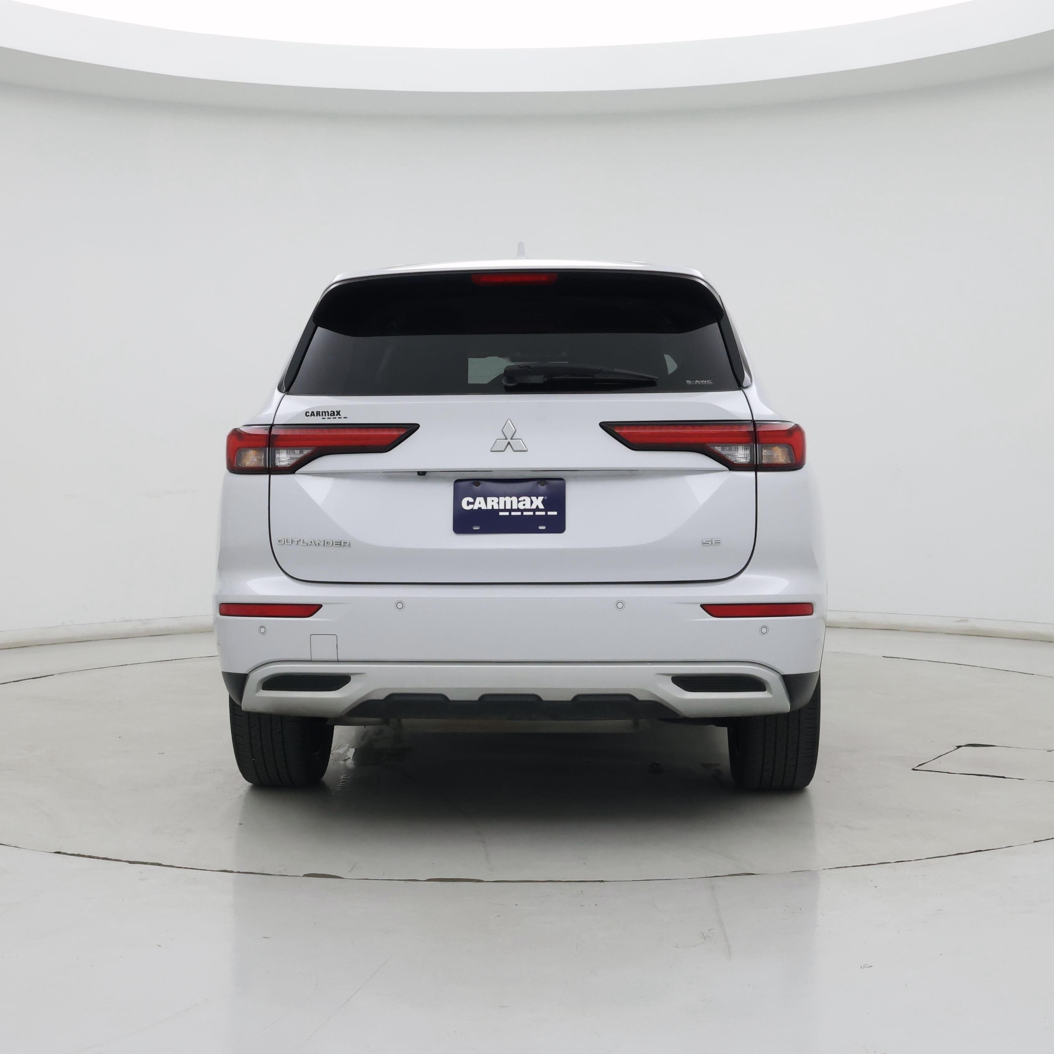 Thumbnail: 2022 Mitsubishi Outlander - 6