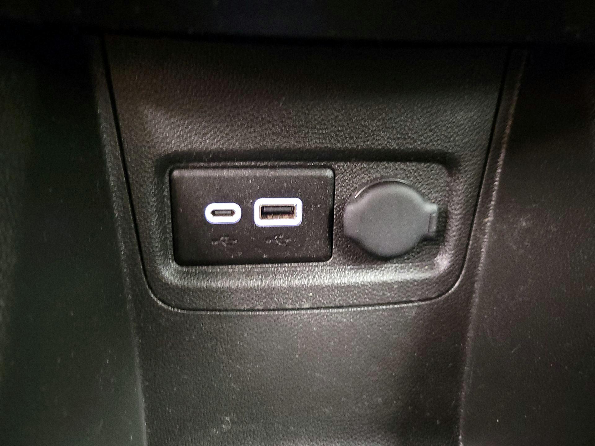 Thumbnail: 2019 Chevrolet Spark - 18