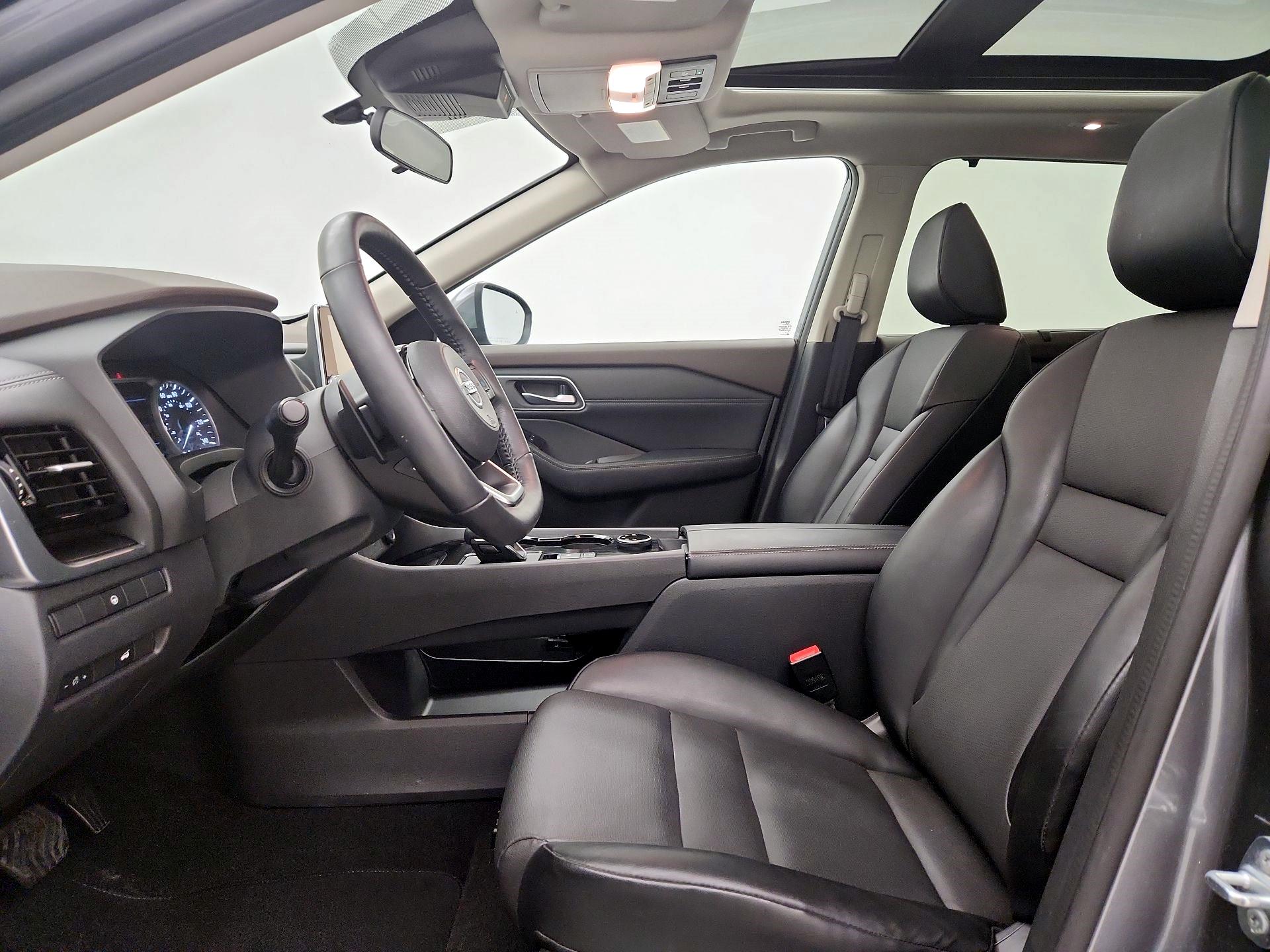 Thumbnail: 2021 Nissan Rogue - 11
