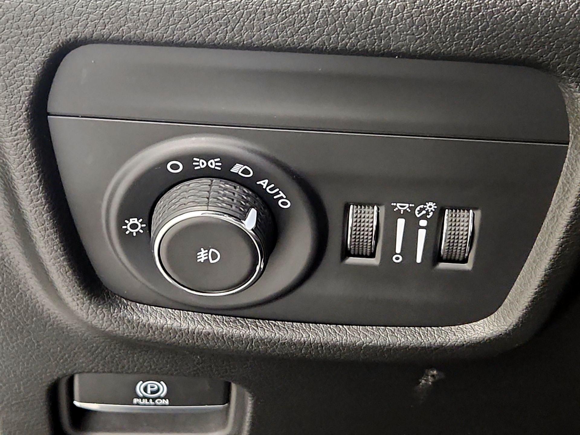 Thumbnail: 2023 Jeep Grand Cherokee L - 13