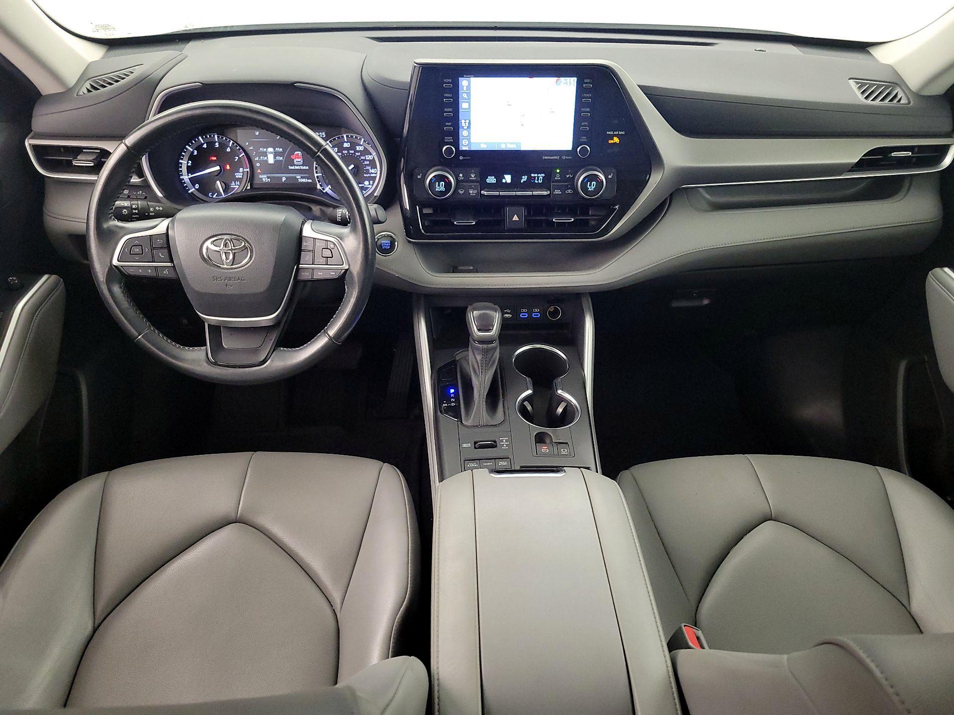 Thumbnail: 2022 Toyota Highlander - 9