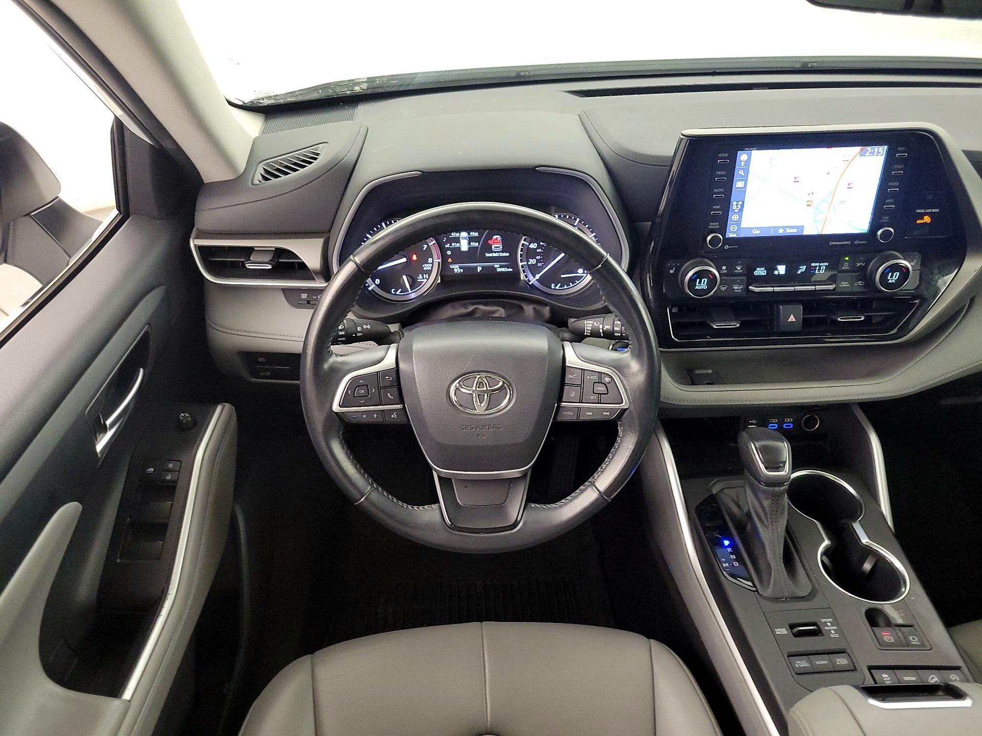 Thumbnail: 2022 Toyota Highlander - 10