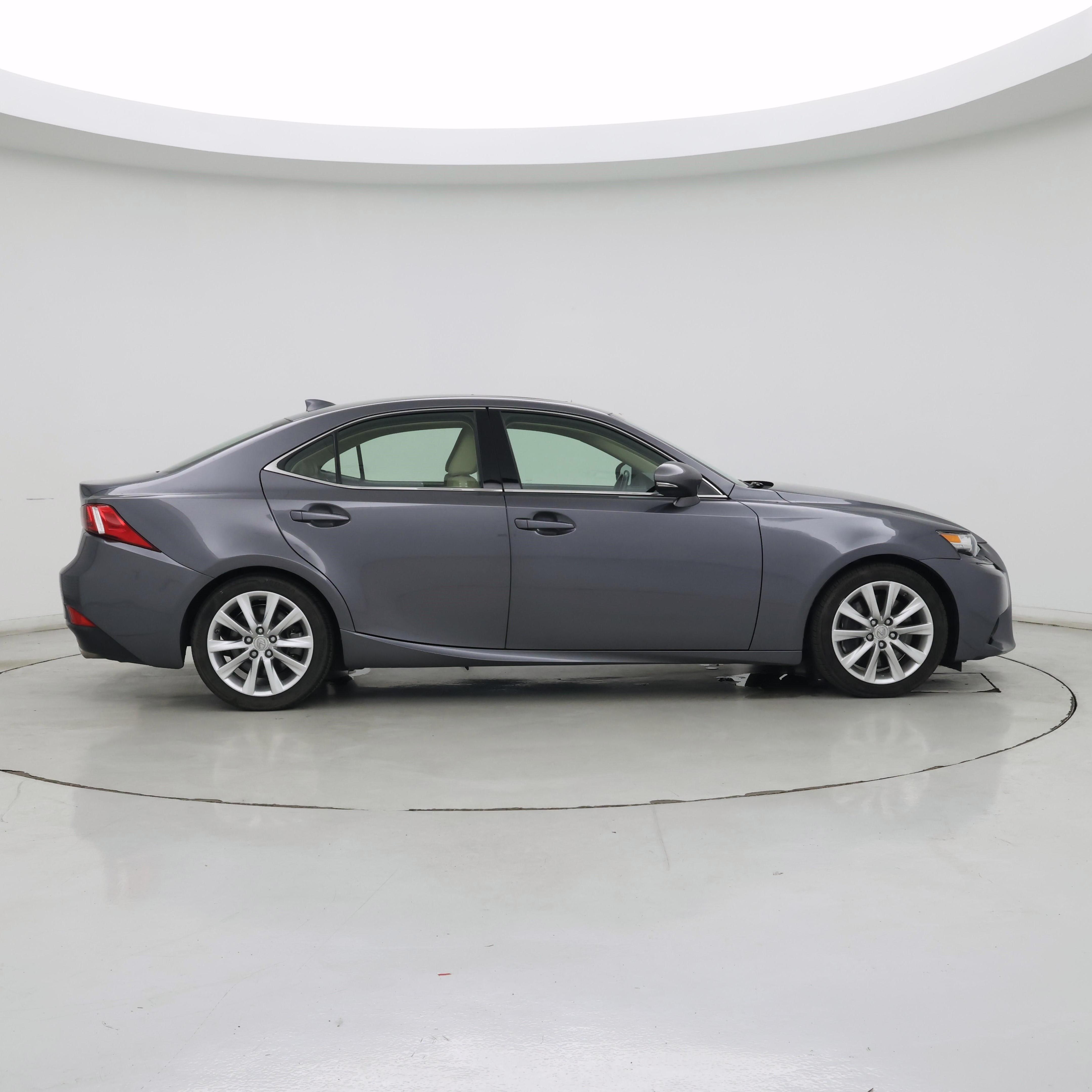 Thumbnail: 2016 Lexus IS - 7