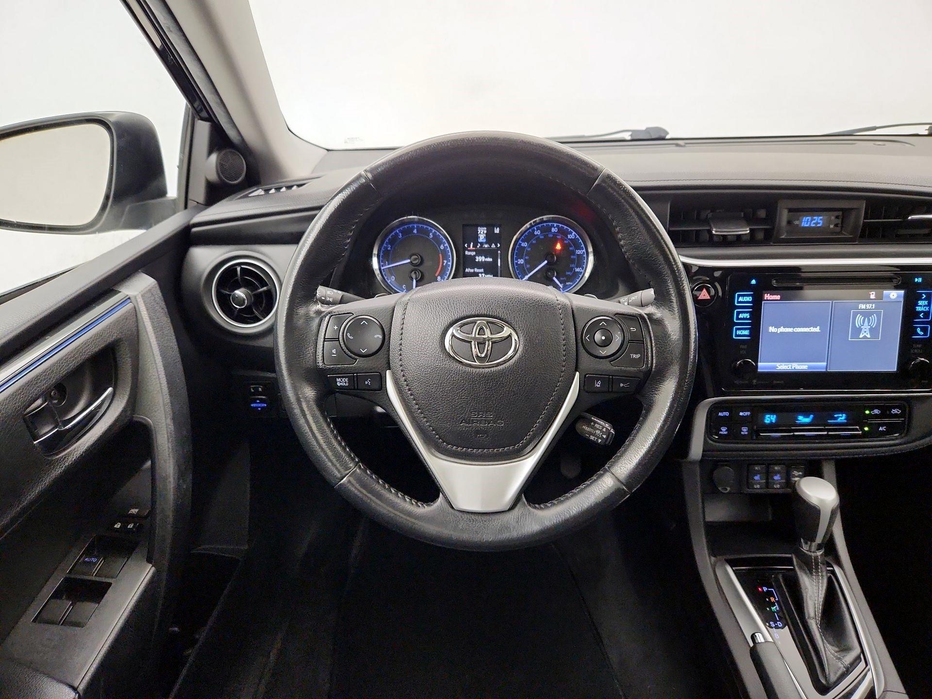 Thumbnail: 2019 Toyota Corolla - 10