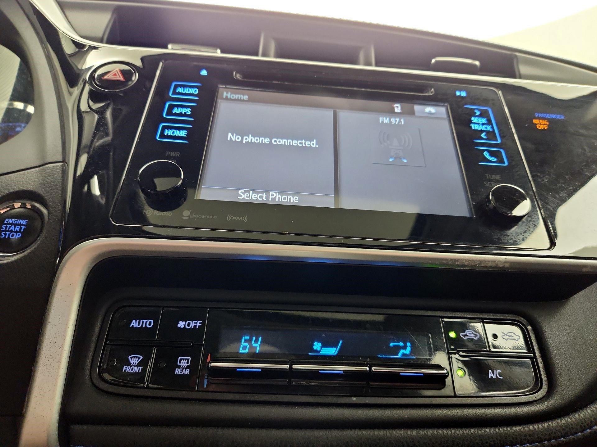 Thumbnail: 2019 Toyota Corolla - 16