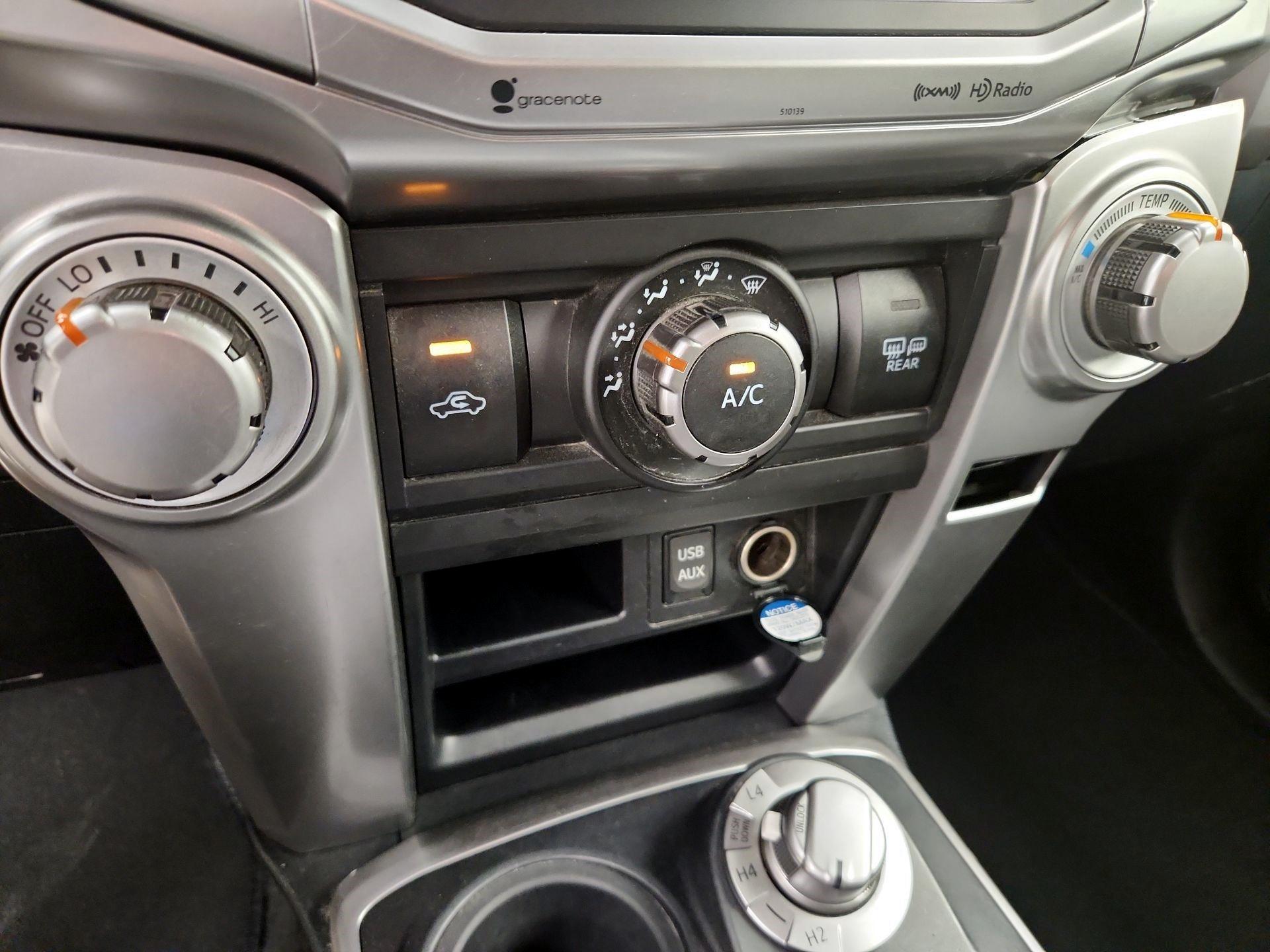 Thumbnail: 2017 Toyota 4Runner - 16