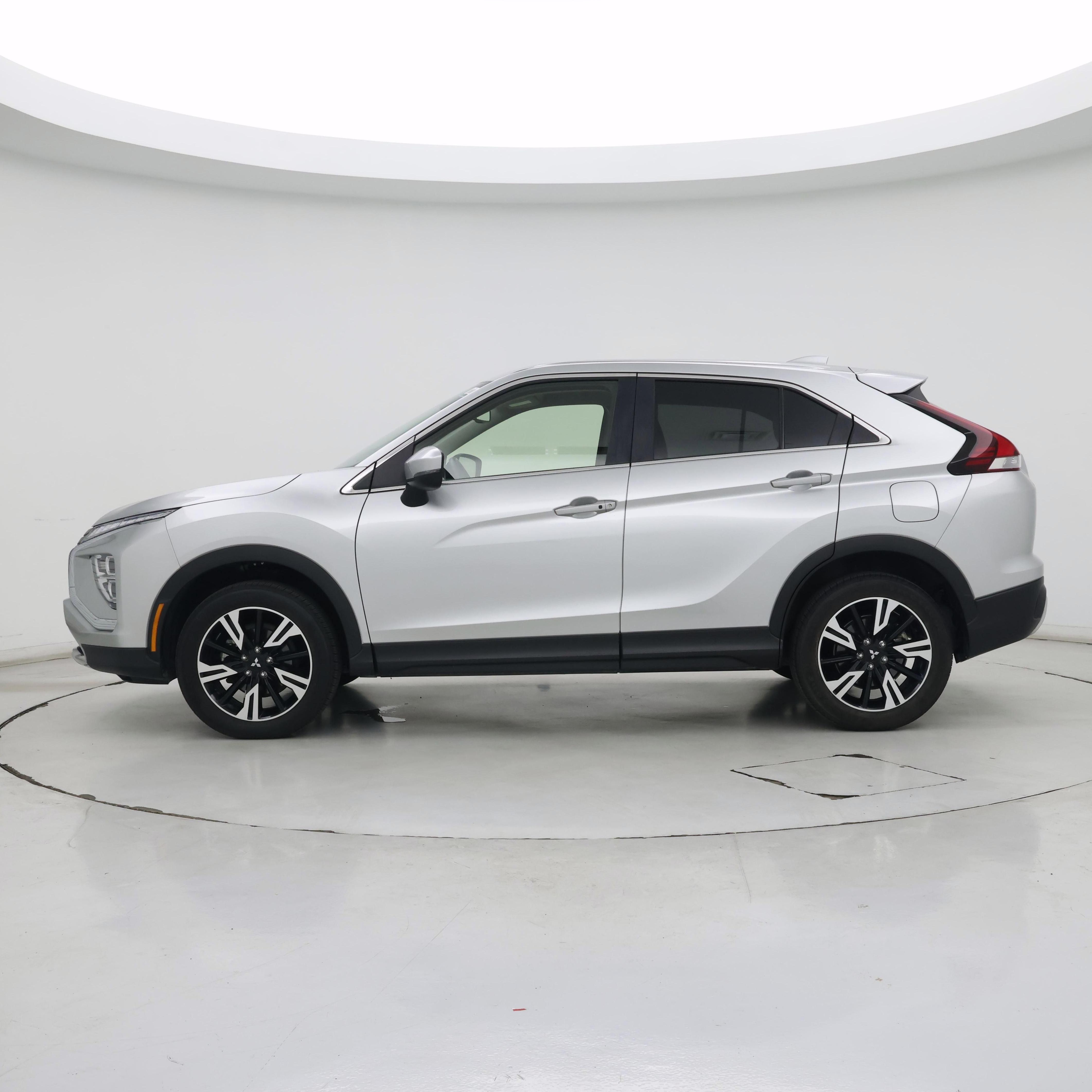 Thumbnail: 2023 Mitsubishi Eclipse Cross - 3
