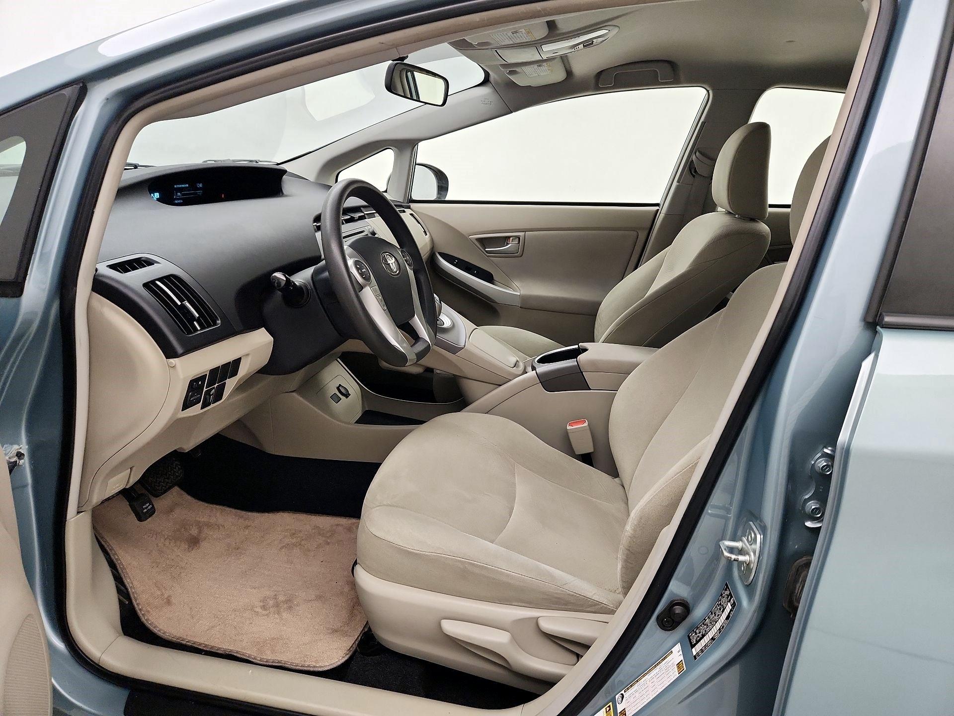 Thumbnail: 2014 Toyota Prius - 11