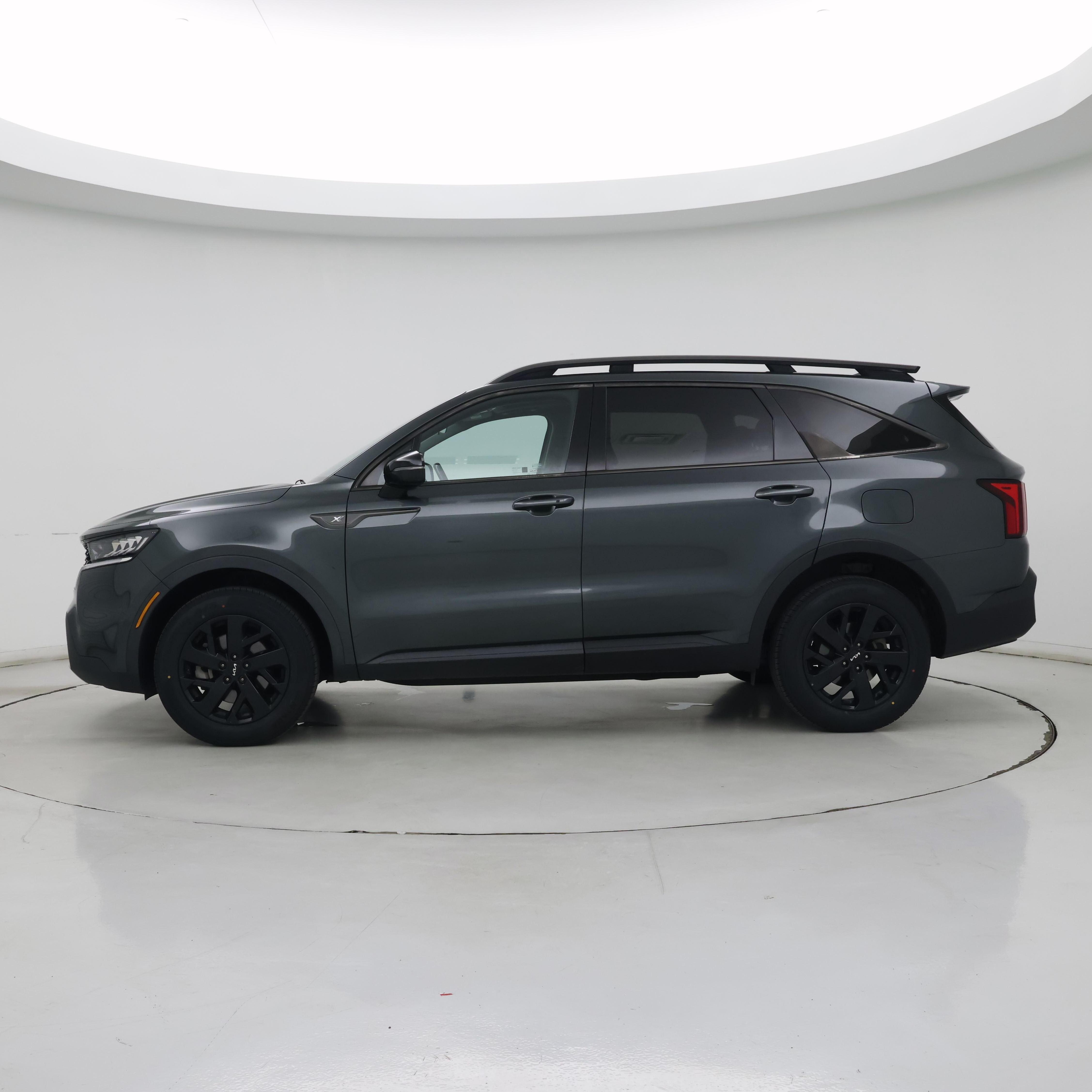 Thumbnail: 2022 Kia Sorento - 3