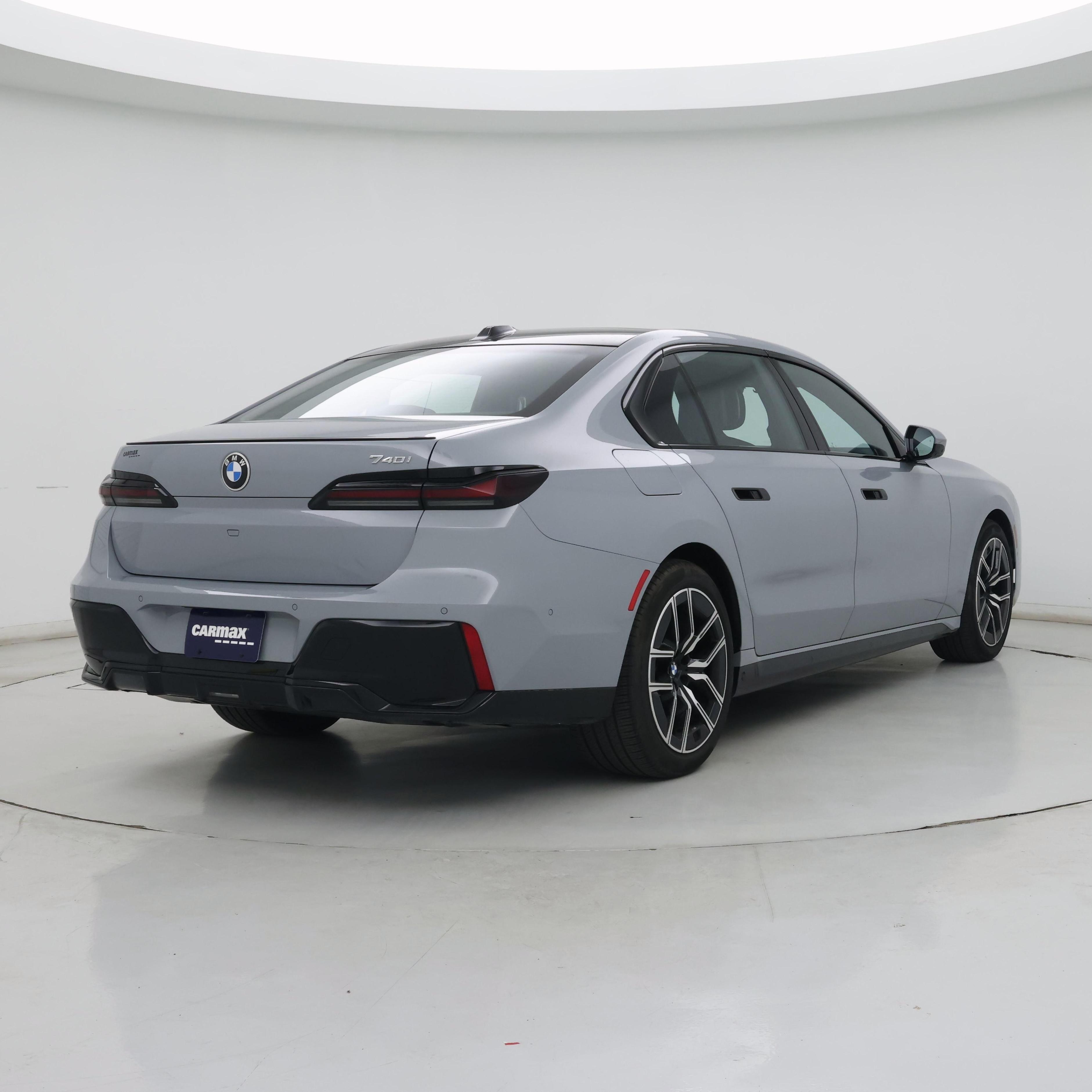 Thumbnail: 2023 BMW 7 Series - 8