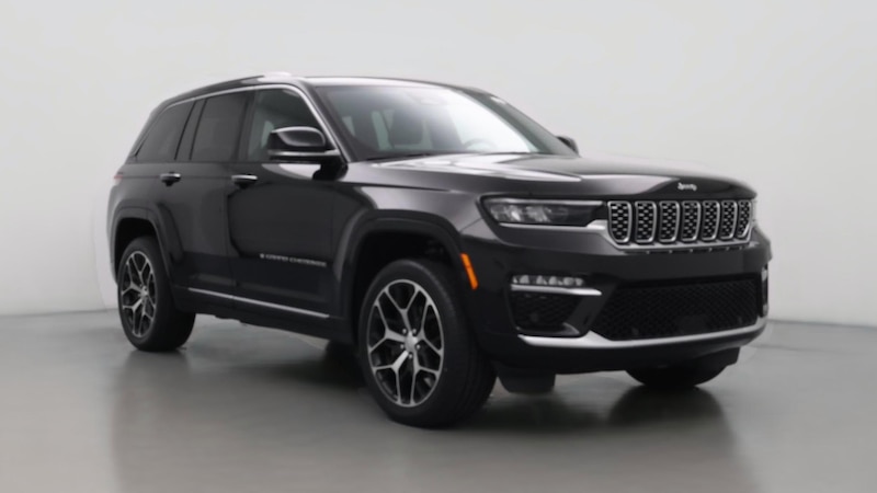2022 Jeep Grand Cherokee Summit Hero Image