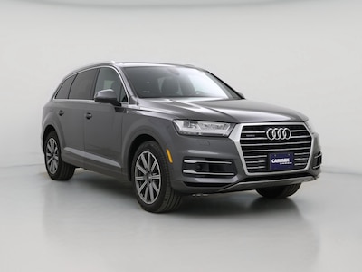 Gray 2019 Audi Q7 Premium Plus