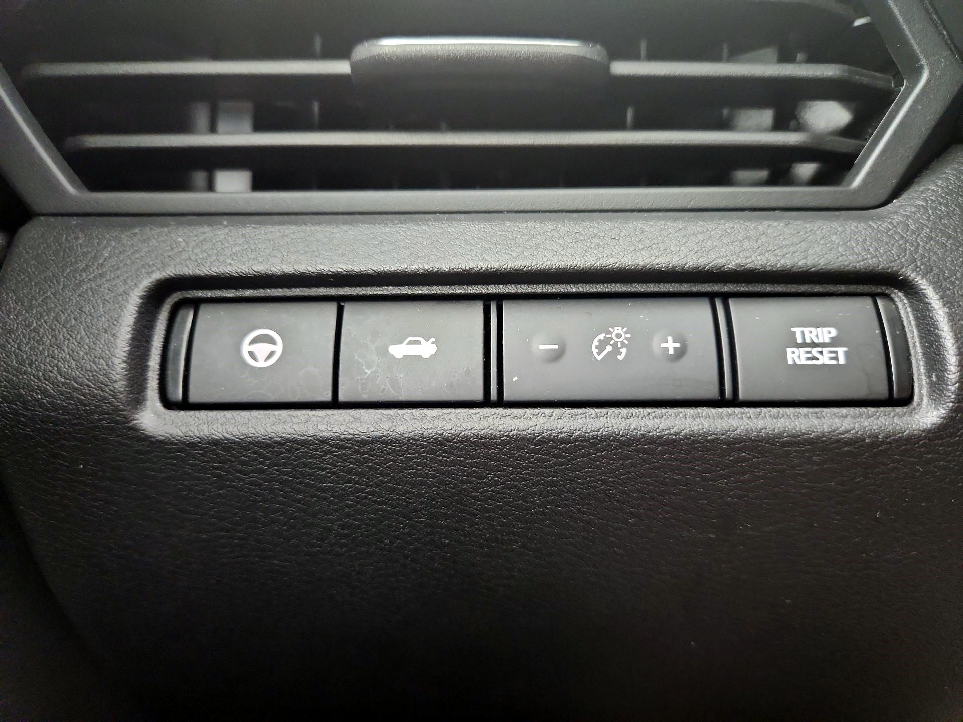 Thumbnail: 2019 Nissan Altima - 13