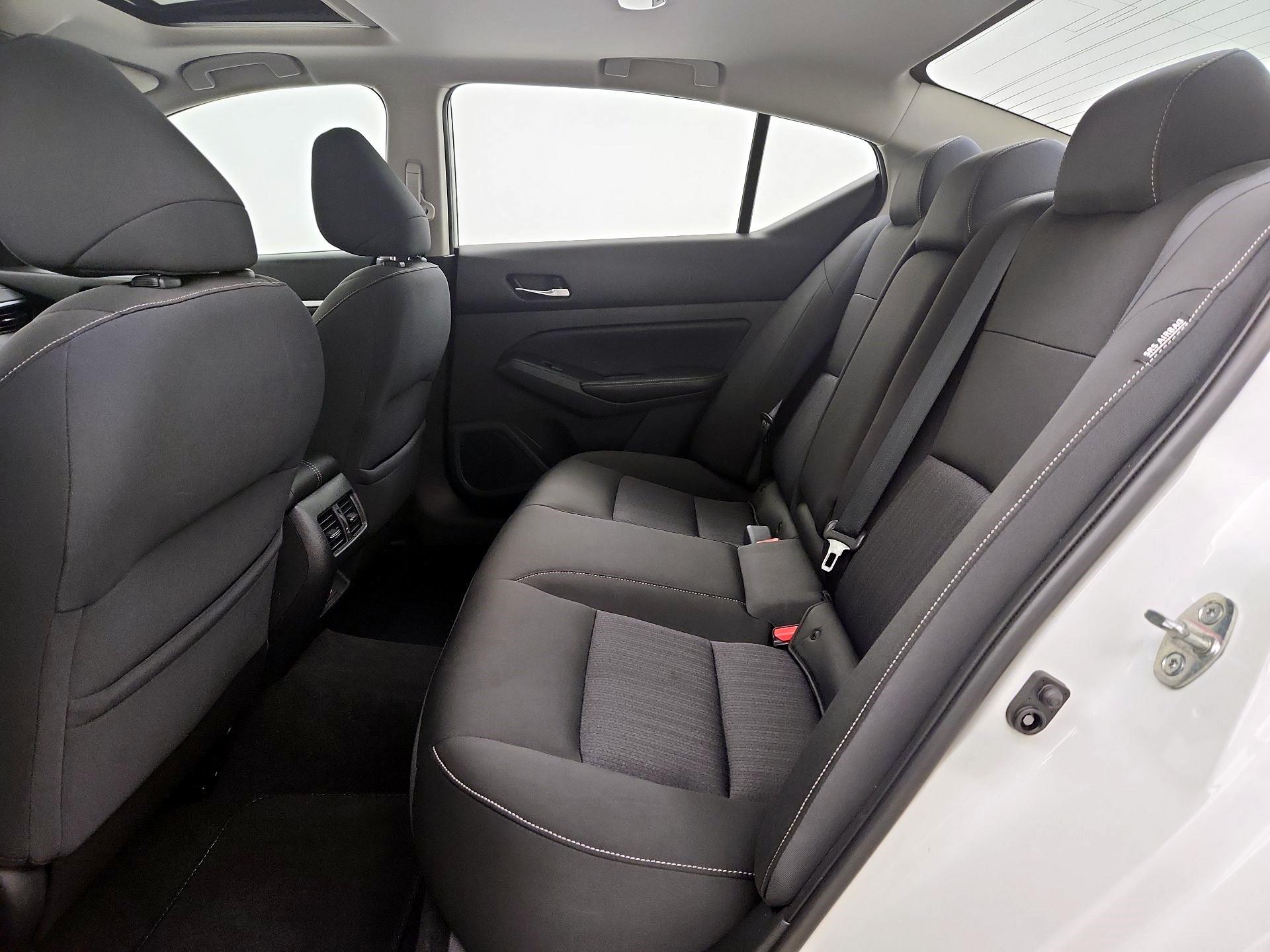 Thumbnail: 2019 Nissan Altima - 20