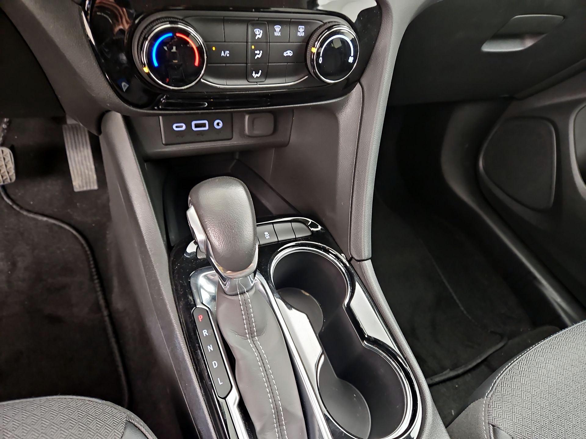 Thumbnail: 2022 Buick Encore GX - 16