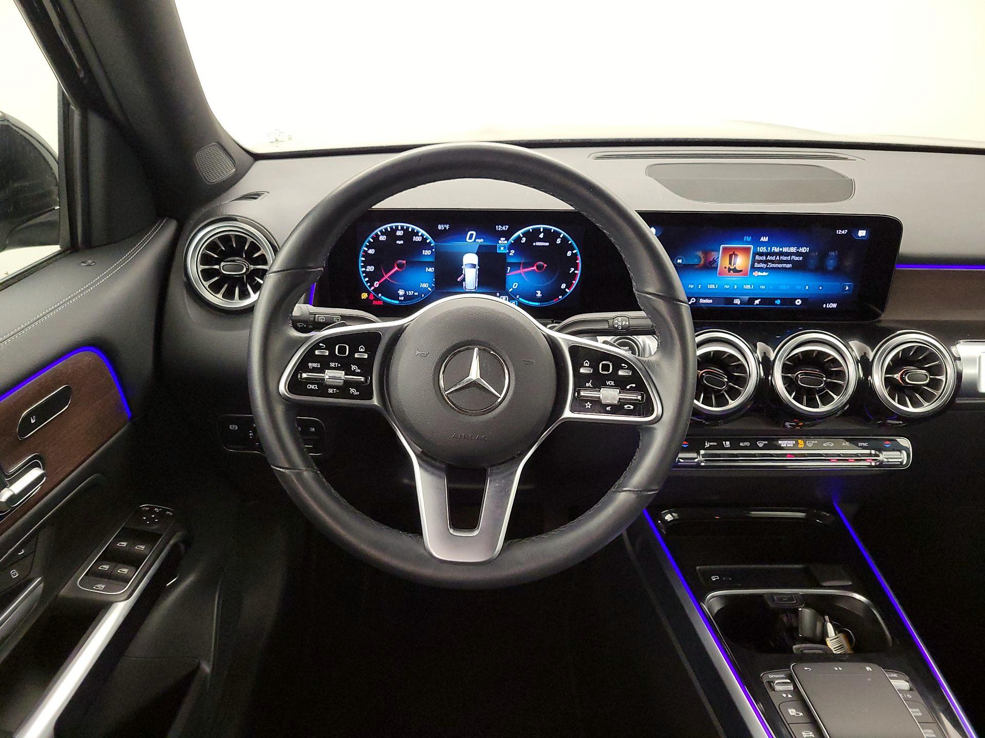 Thumbnail: 2022 Mercedes-Benz GLB - 10