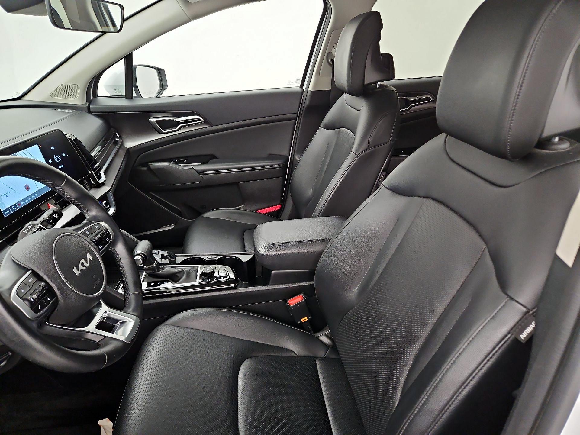 Thumbnail: 2023 Kia Sportage - 11