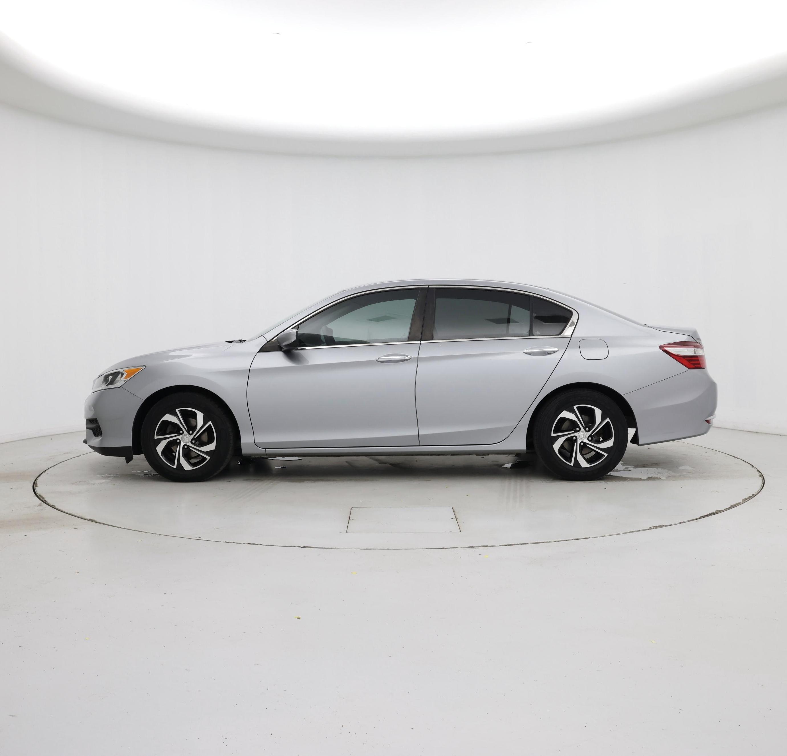 Thumbnail: 2017 Honda Accord - 3