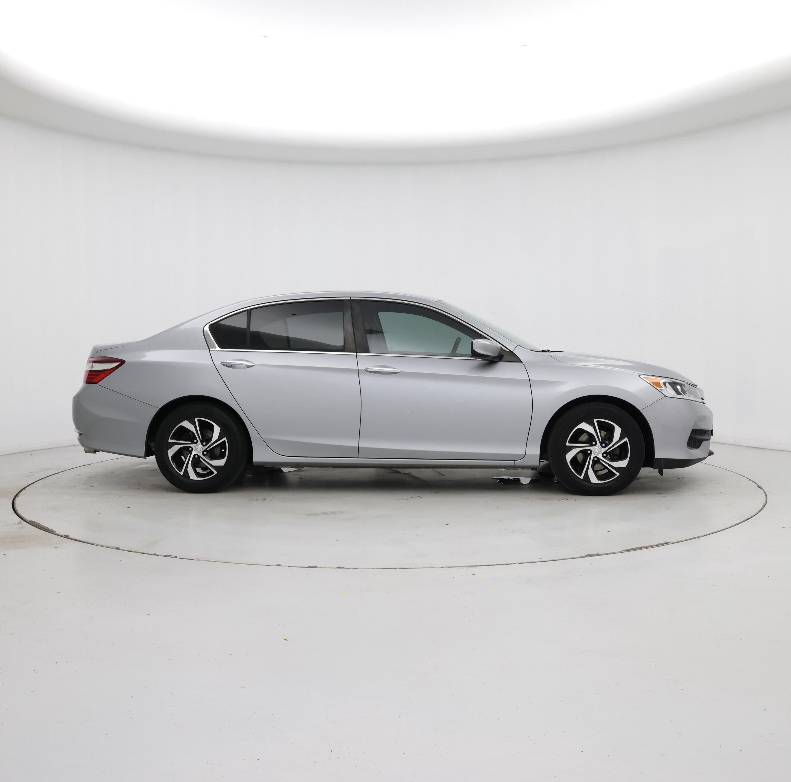Thumbnail: 2017 Honda Accord - 7