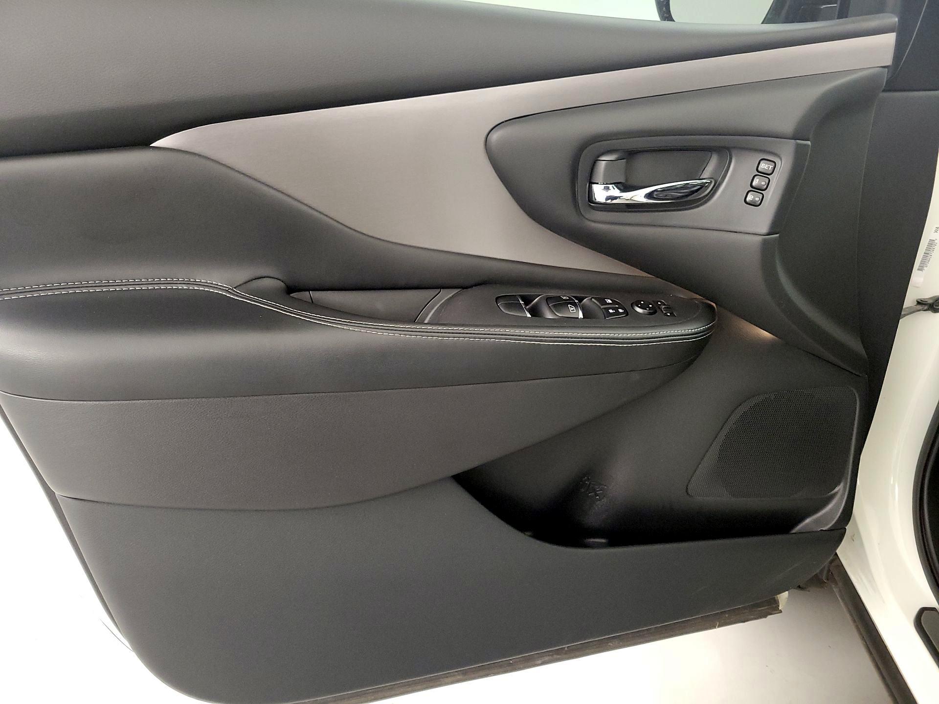 Thumbnail: 2020 Nissan Murano - 12