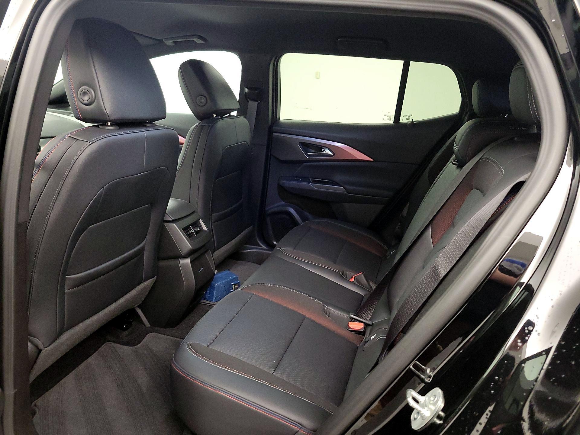Thumbnail: 2025 Chevrolet Equinox - 19