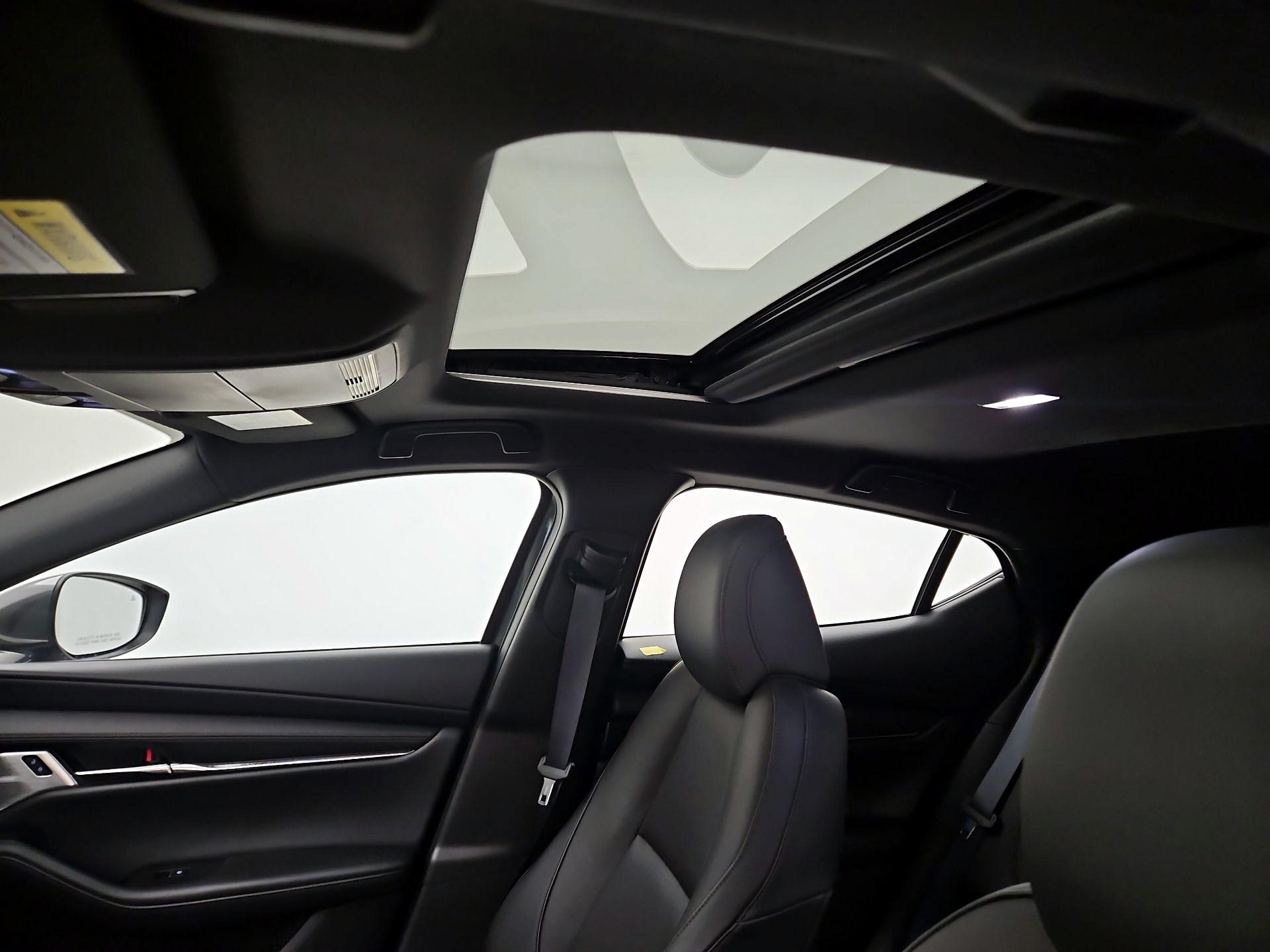Thumbnail: 2023 Mazda Mazda3 - 19