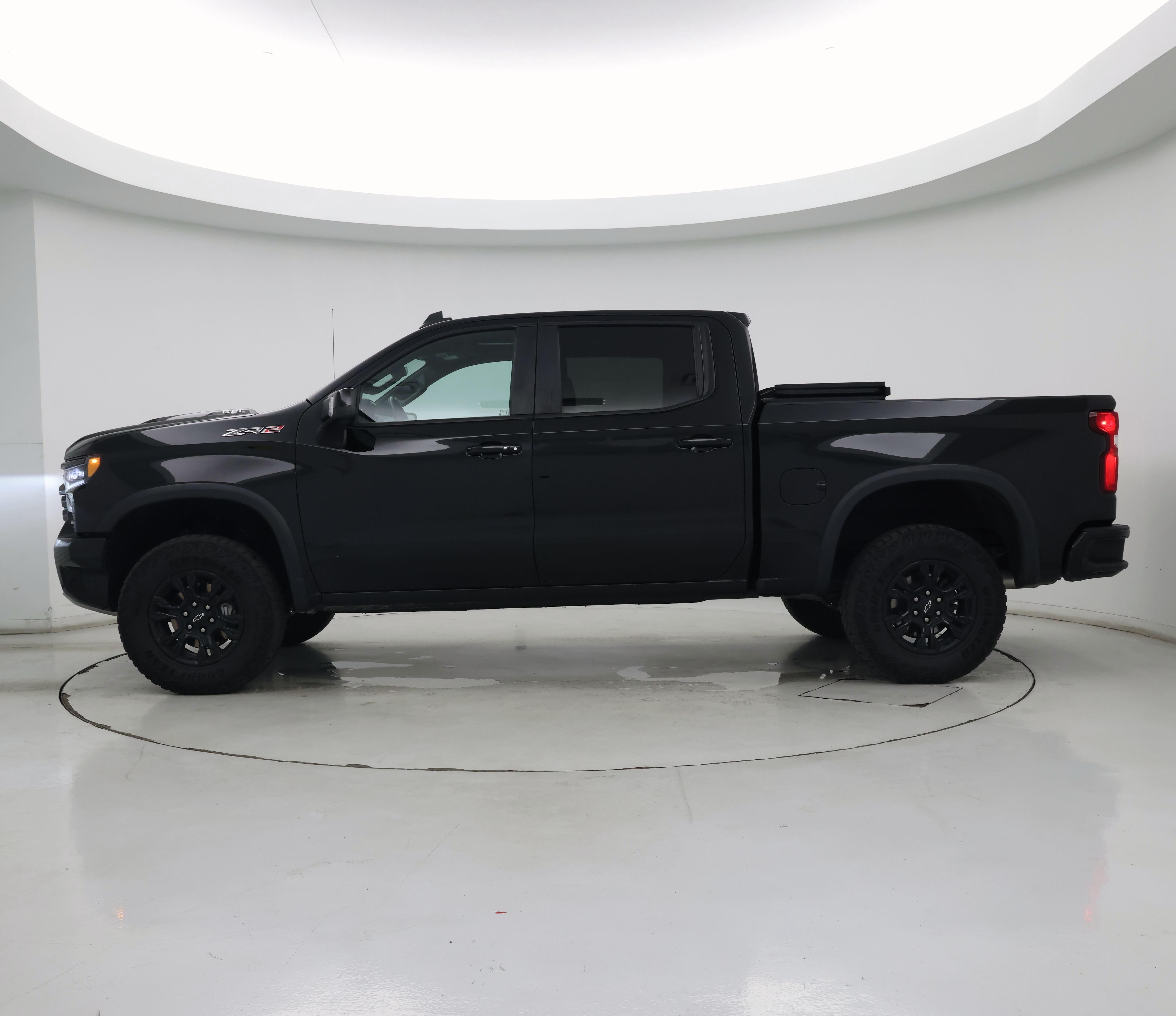 Thumbnail: 2022 Chevrolet Silverado 1500 - 3