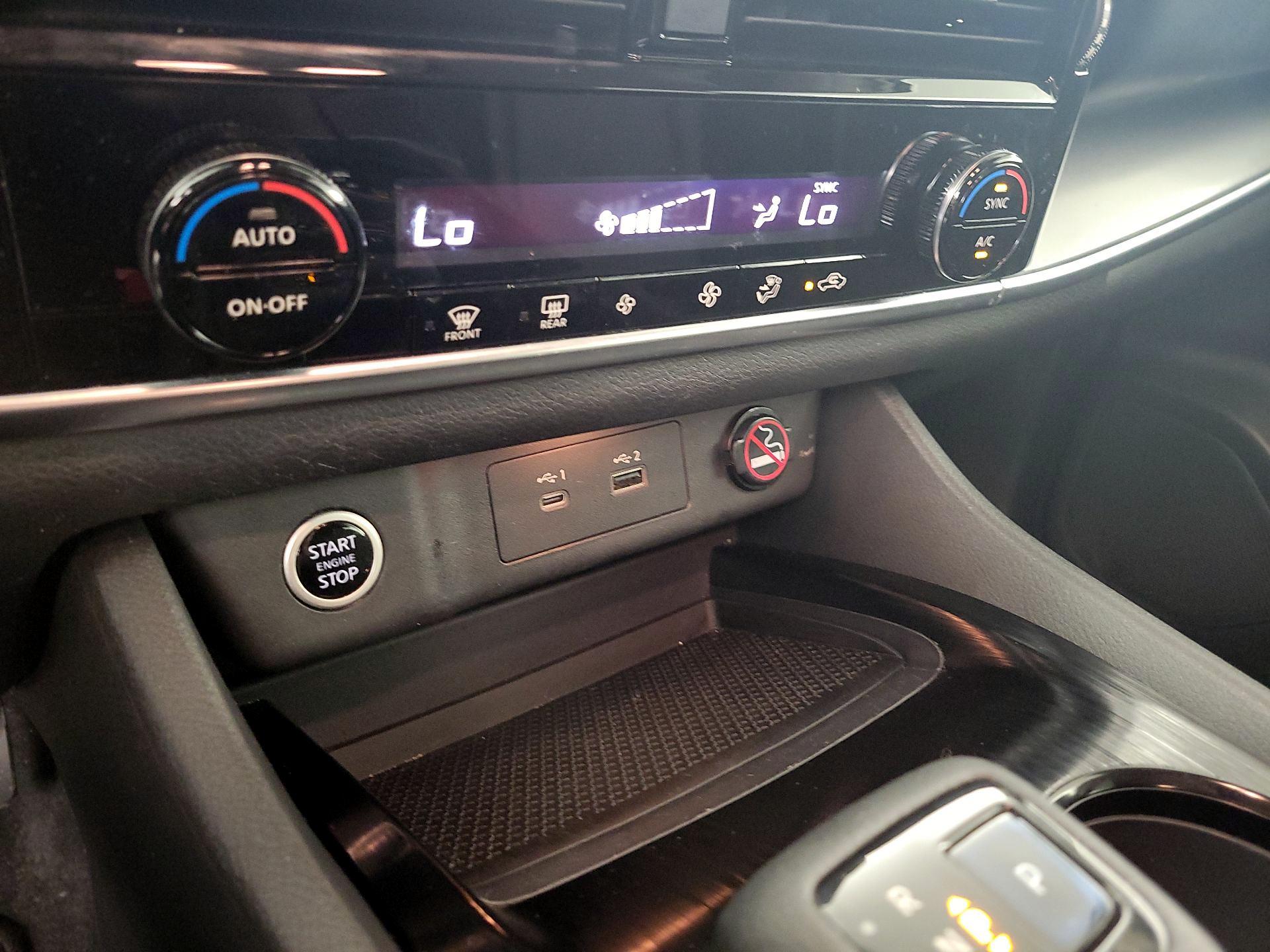 Thumbnail: 2021 Nissan Rogue - 18