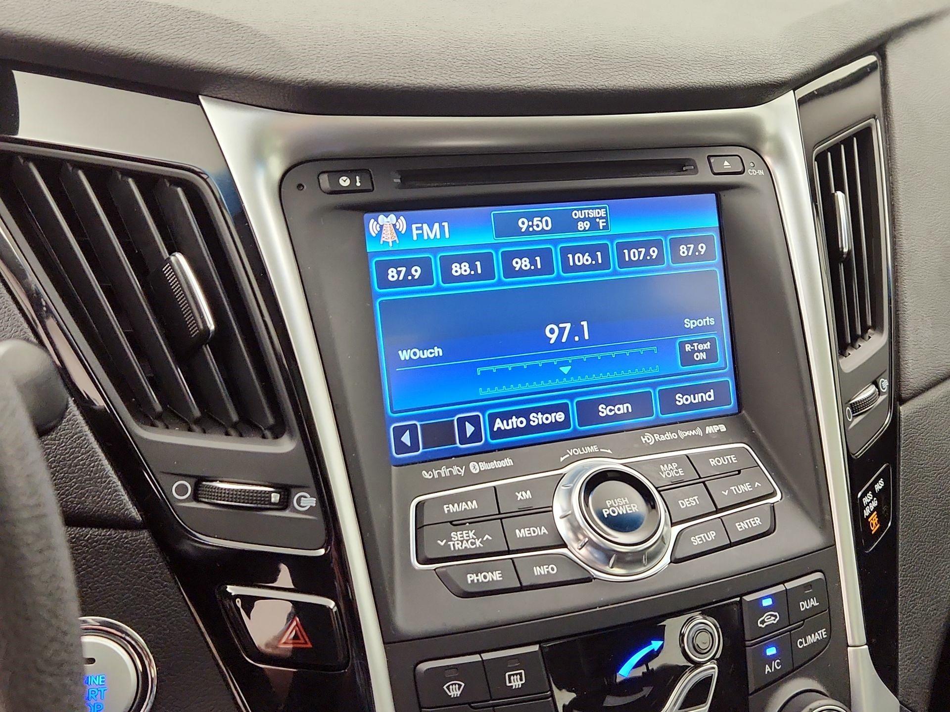 Thumbnail: 2013 Hyundai Sonata - 15