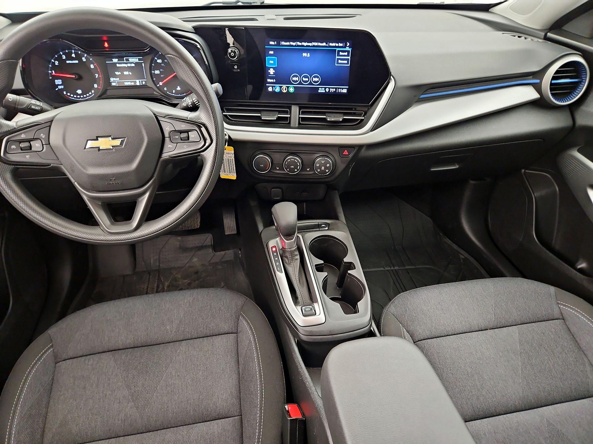 Thumbnail: 2024 Chevrolet Trax - 9