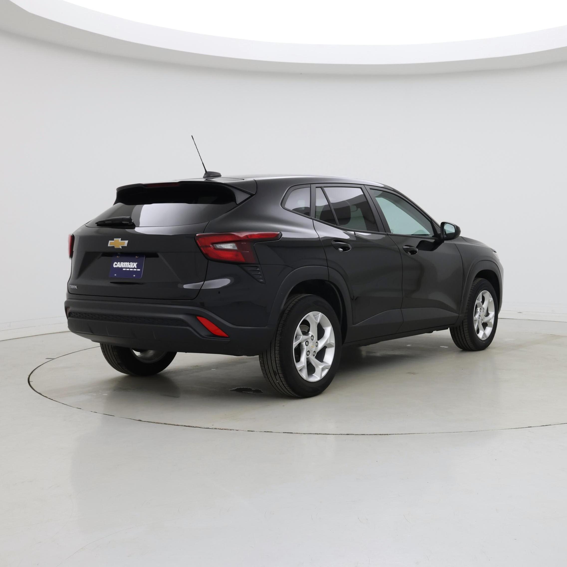 Thumbnail: 2024 Chevrolet Trax - 8