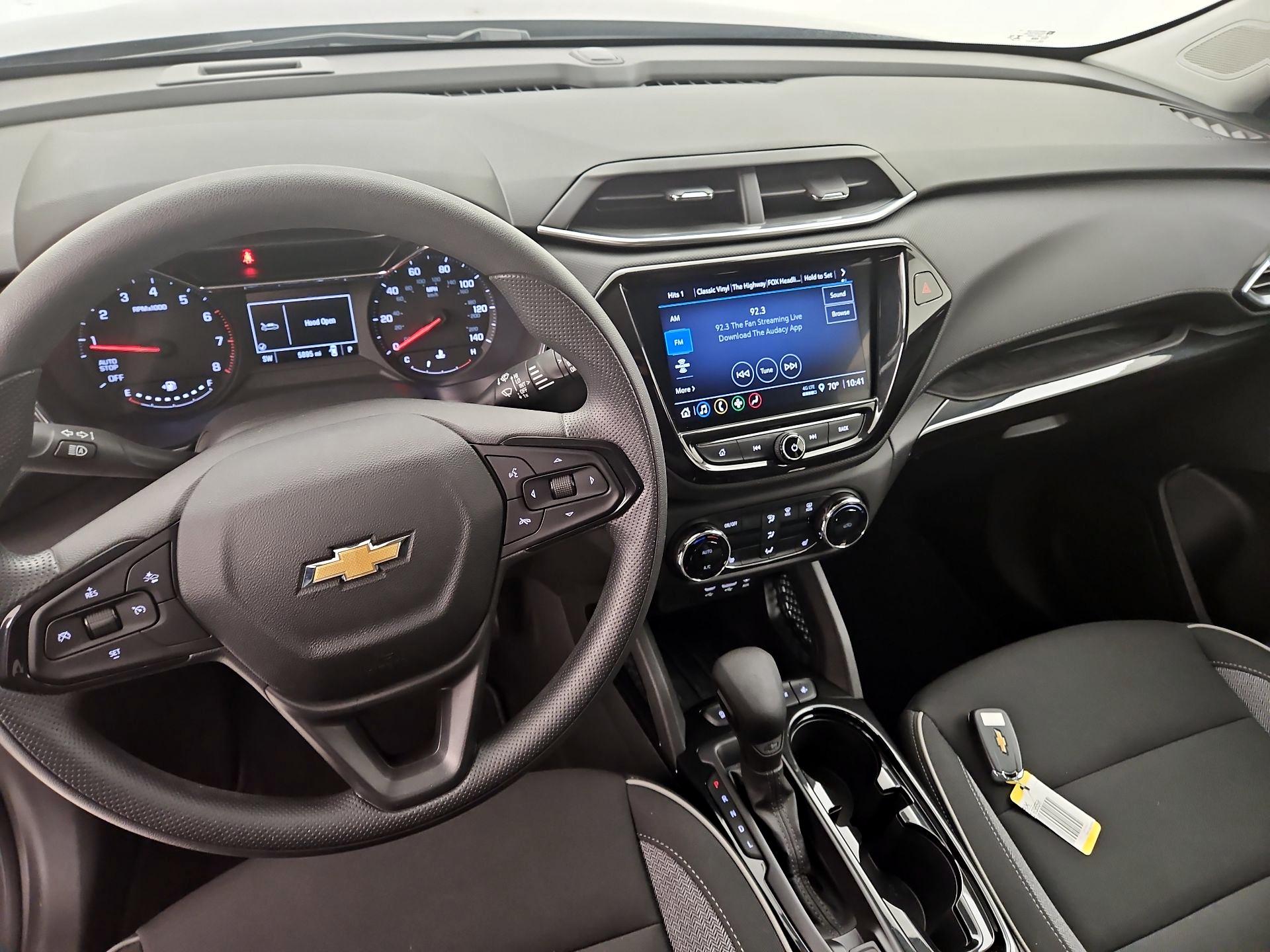 Thumbnail: 2023 Chevrolet TrailBlazer - 9