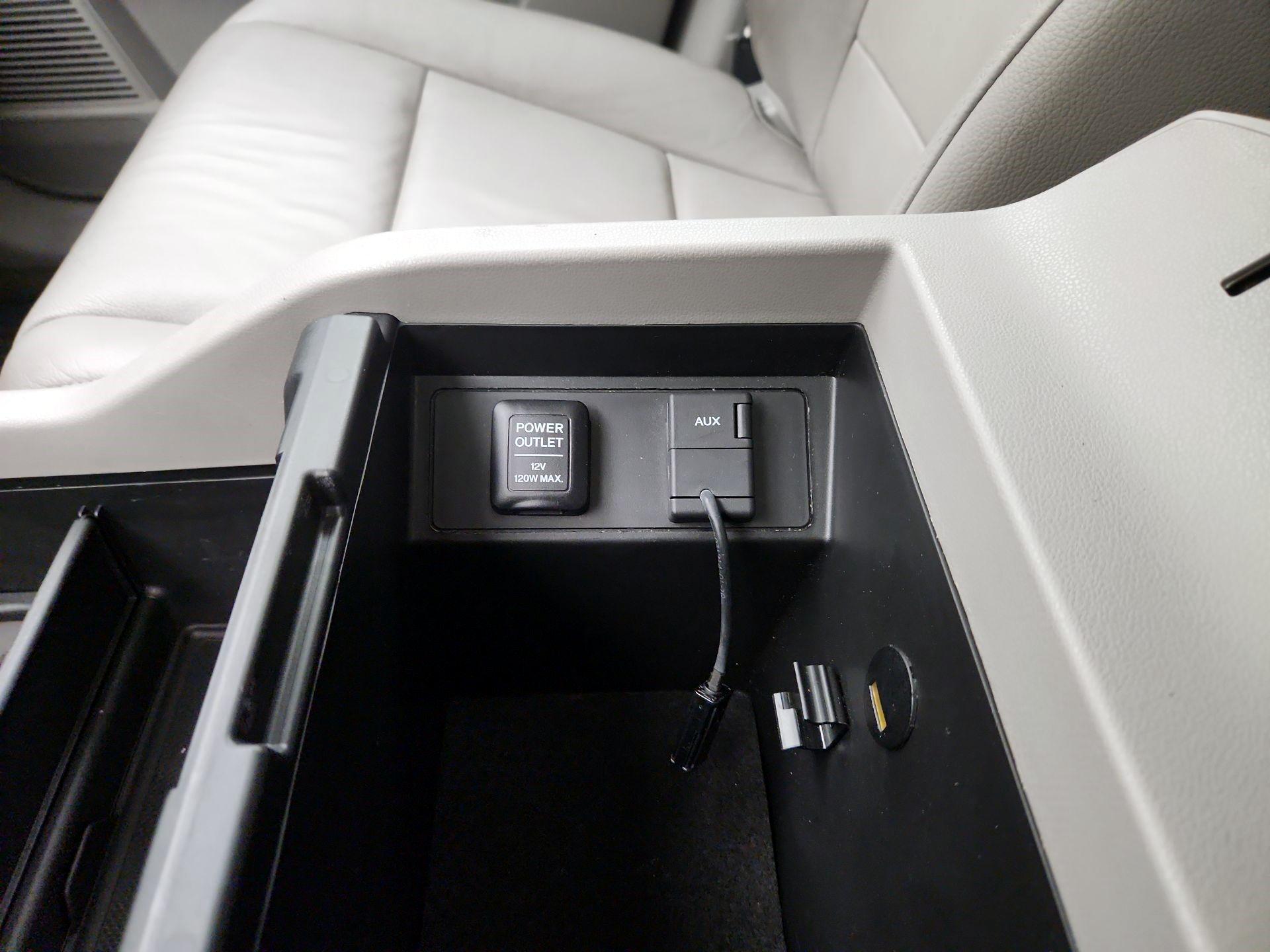 Thumbnail: 2015 Honda Pilot - 18