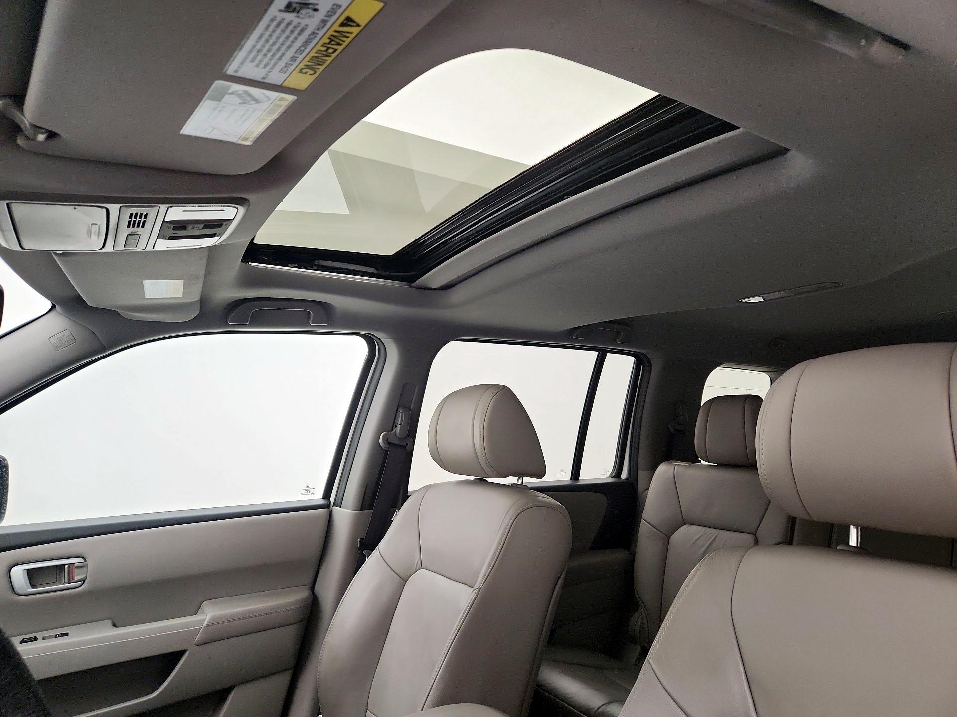 Thumbnail: 2015 Honda Pilot - 19