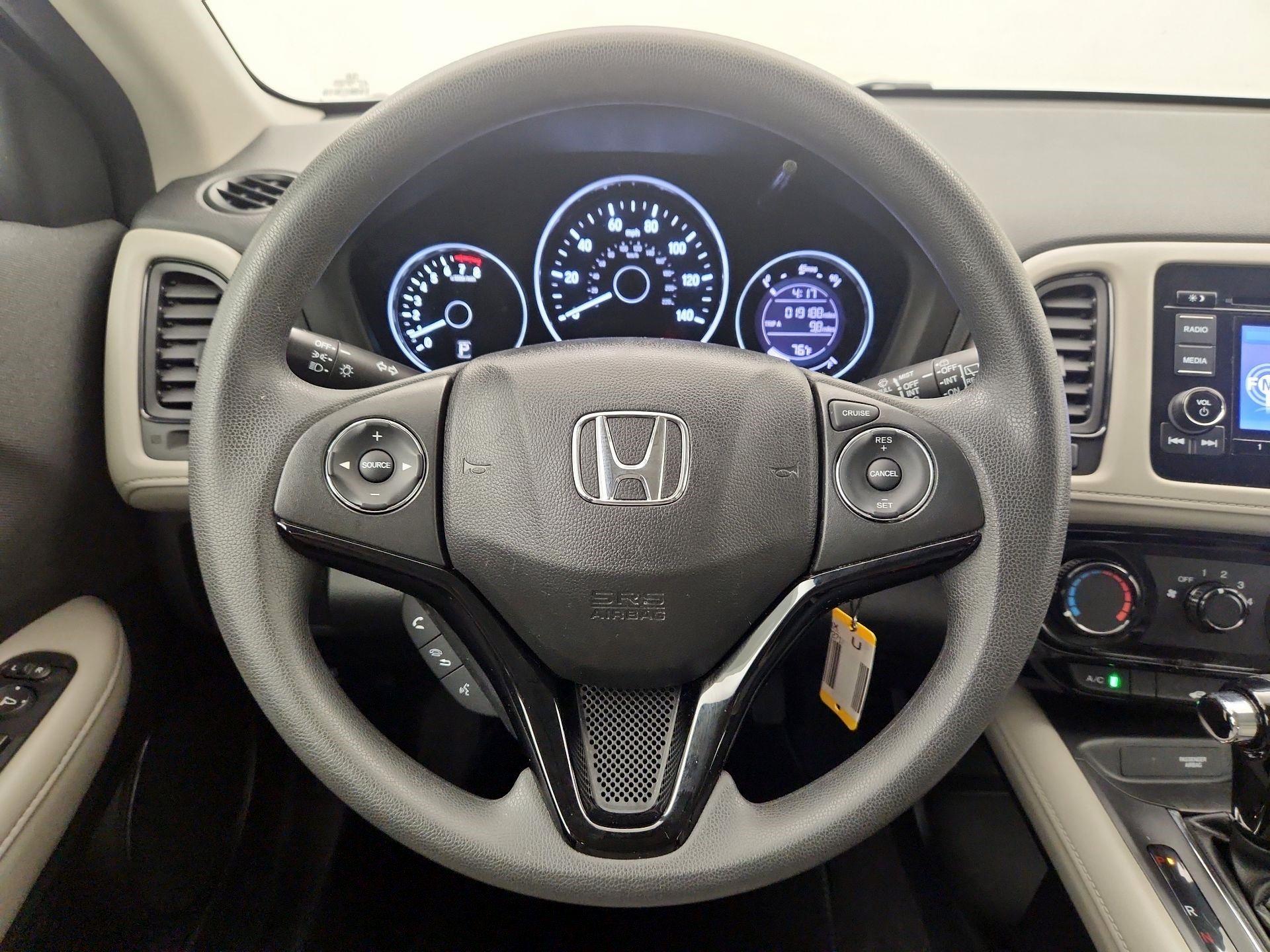 Thumbnail: 2019 Honda HR-V - 10