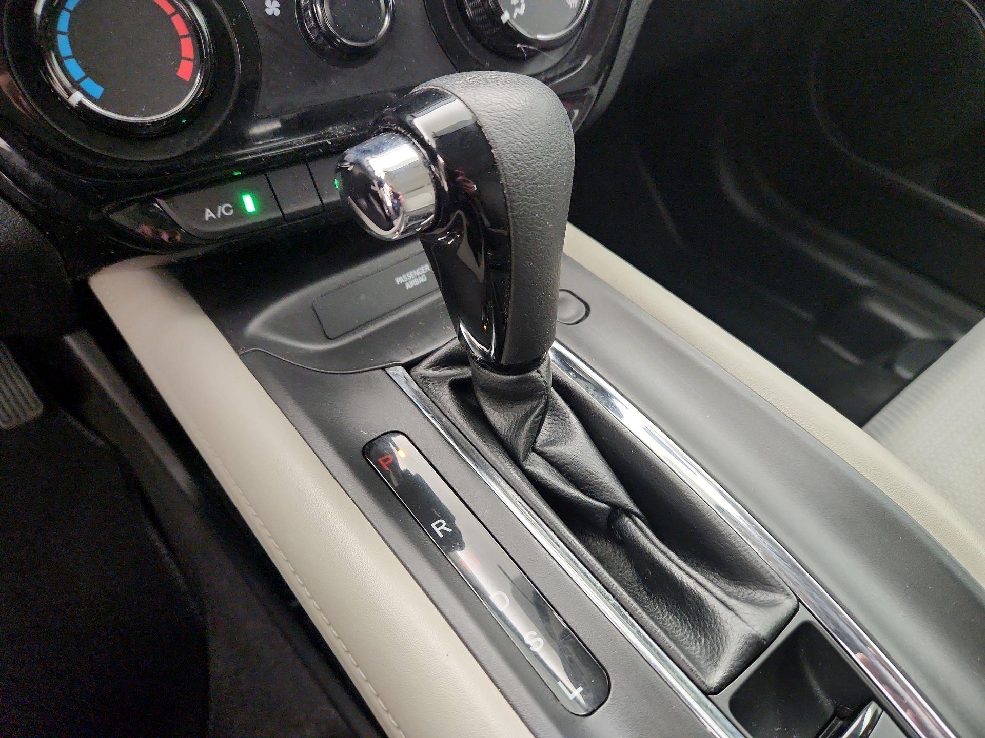 Thumbnail: 2019 Honda HR-V - 17