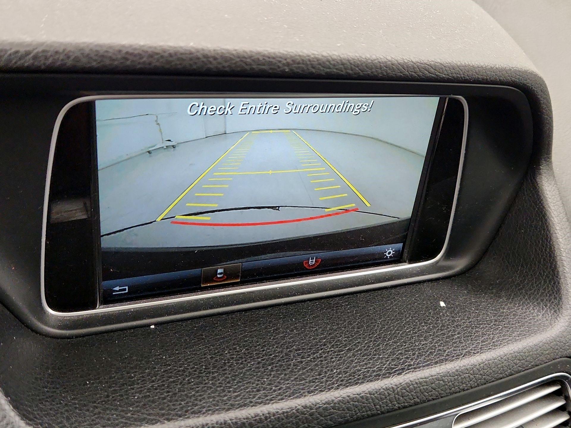 Thumbnail: 2016 Mercedes-Benz E-Class - 15