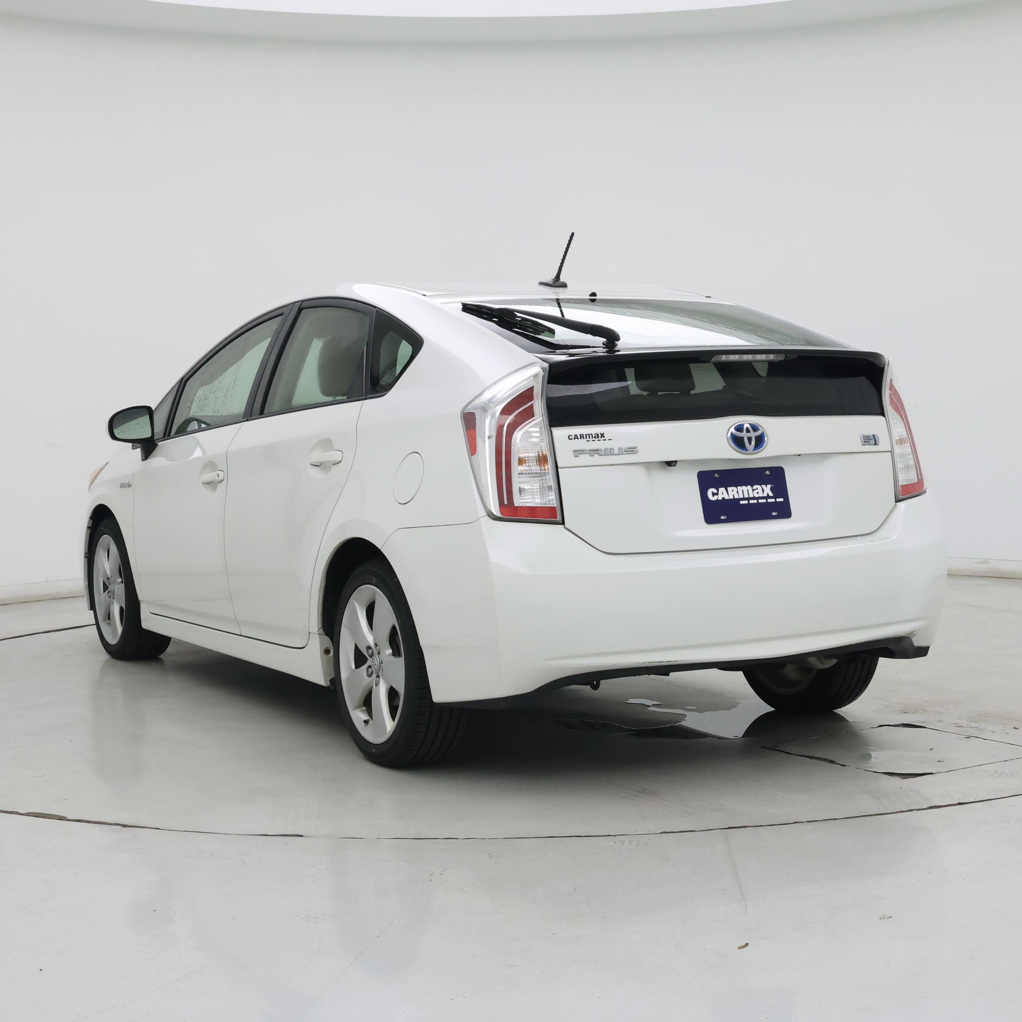 Thumbnail: 2014 Toyota Prius - 2