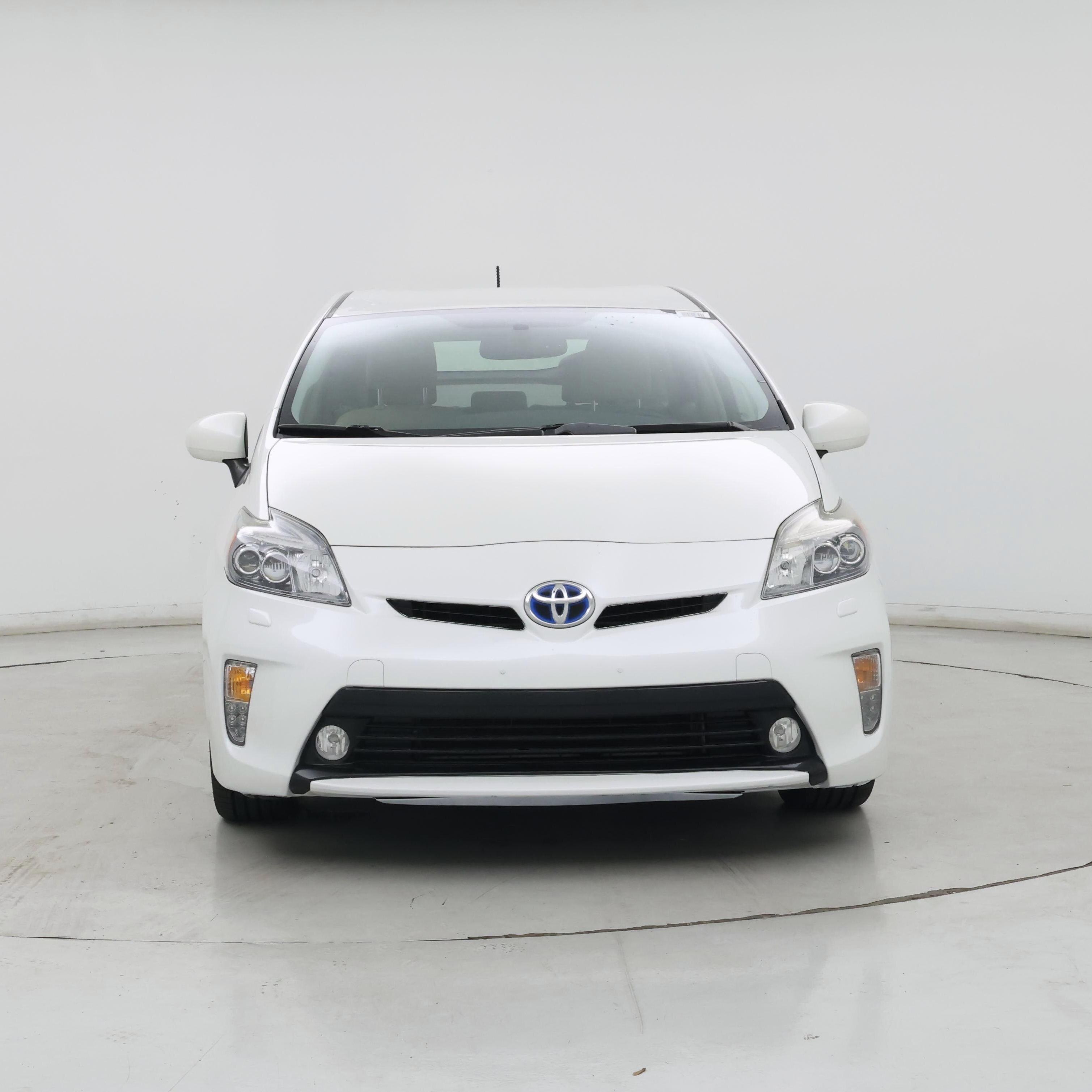 Thumbnail: 2014 Toyota Prius - 5