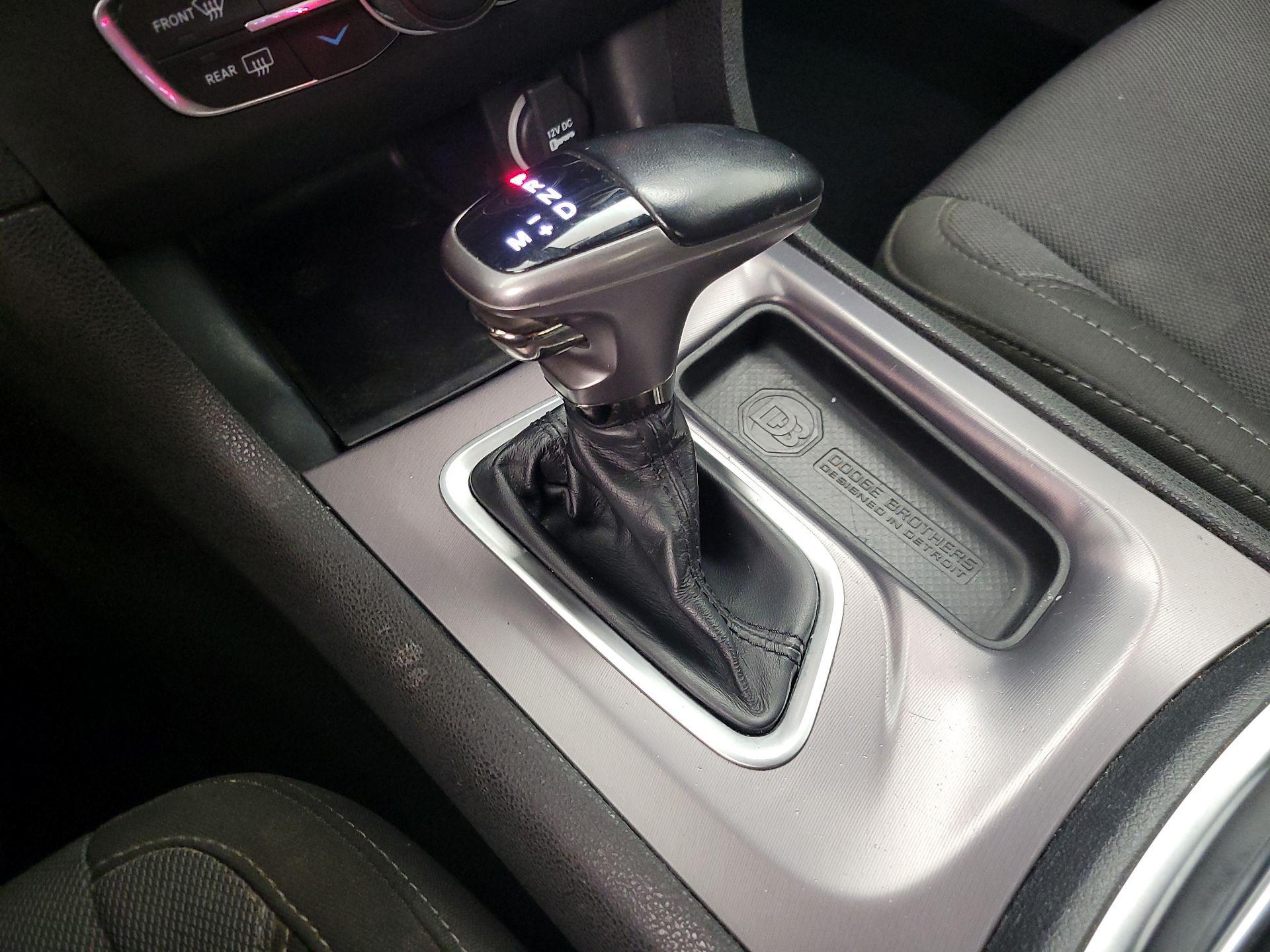 Thumbnail: 2020 Dodge Charger - 17