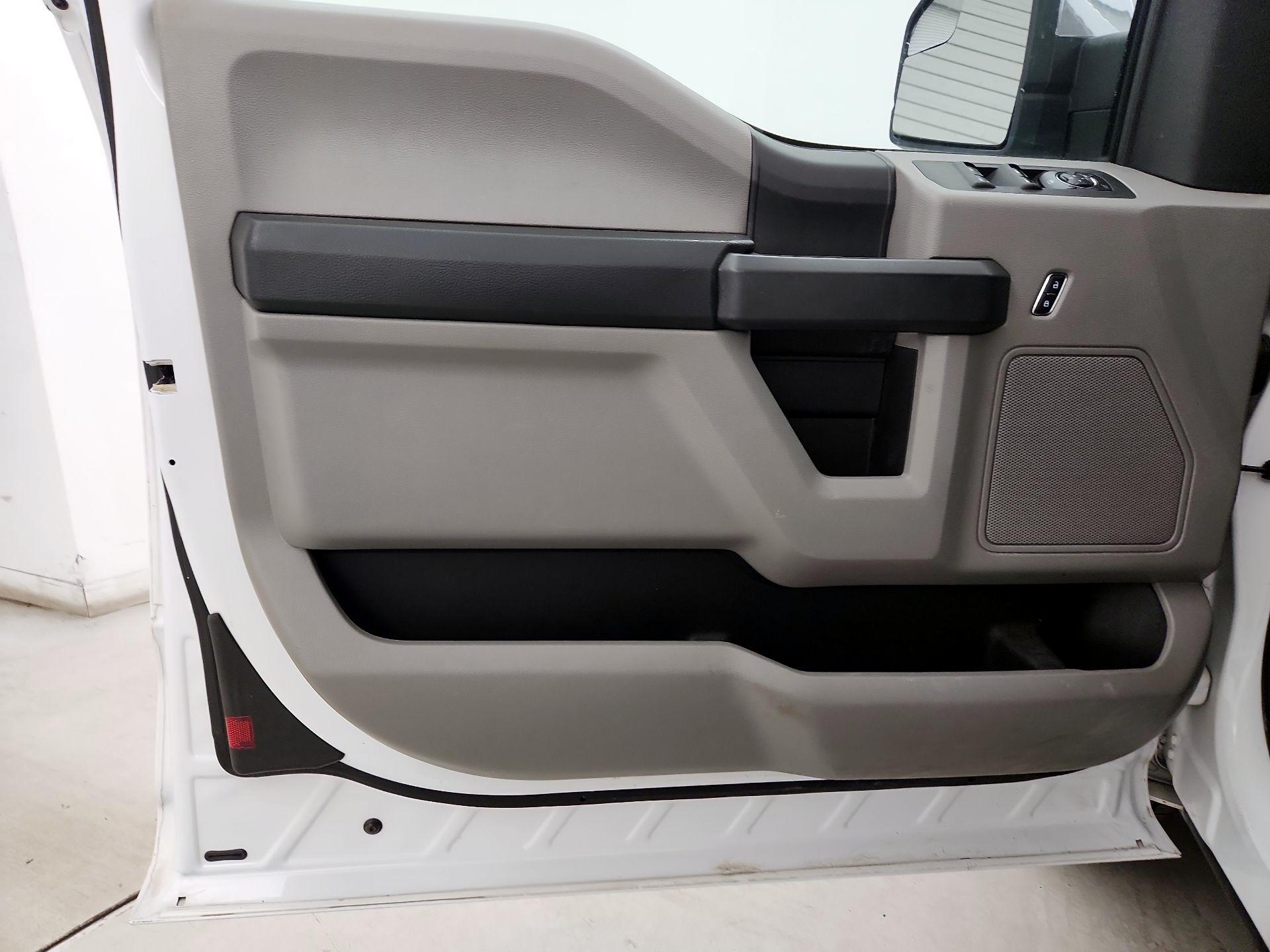 Thumbnail: 2015 Ford F-150 - 12