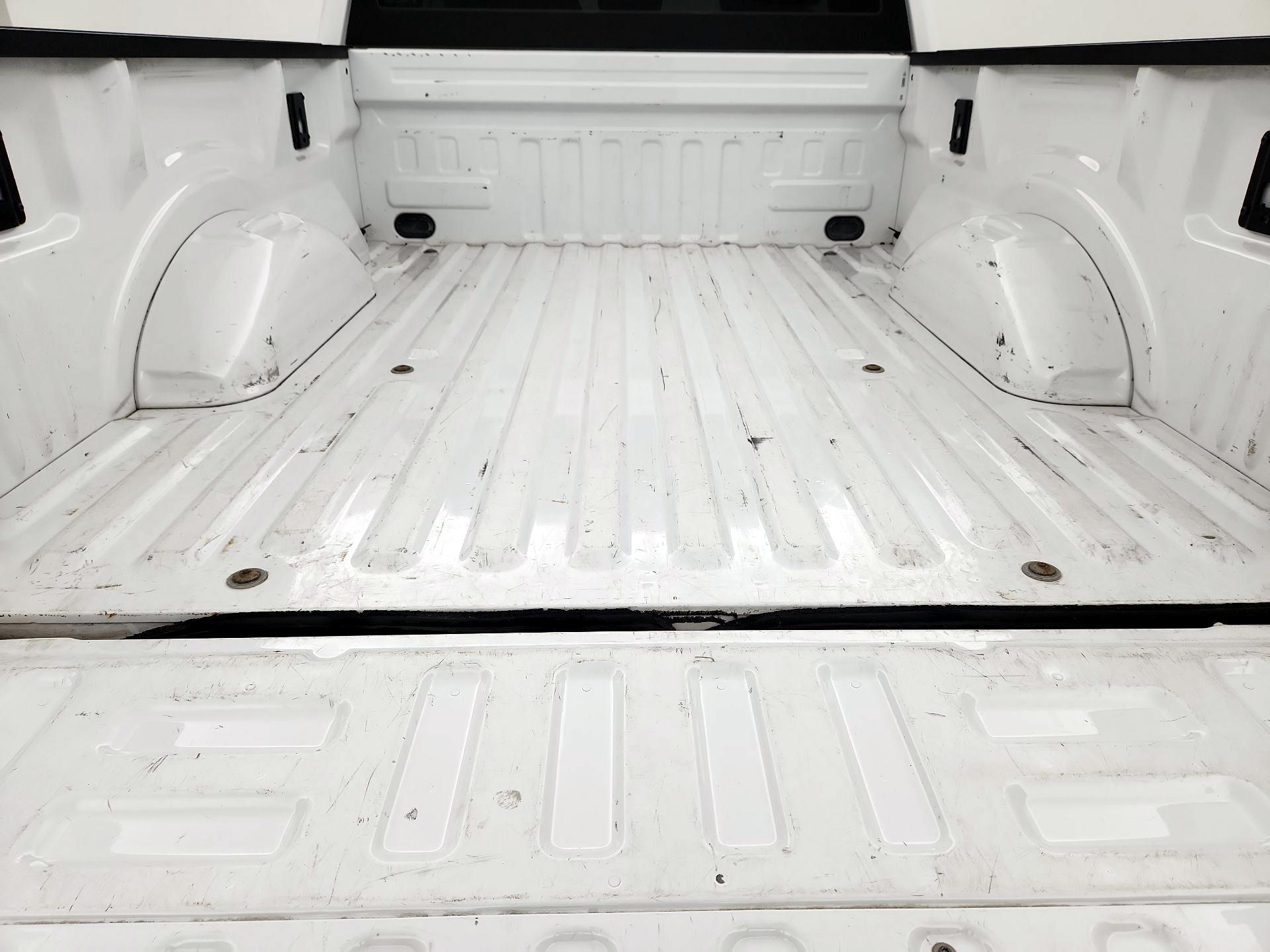 Thumbnail: 2015 Ford F-150 - 19