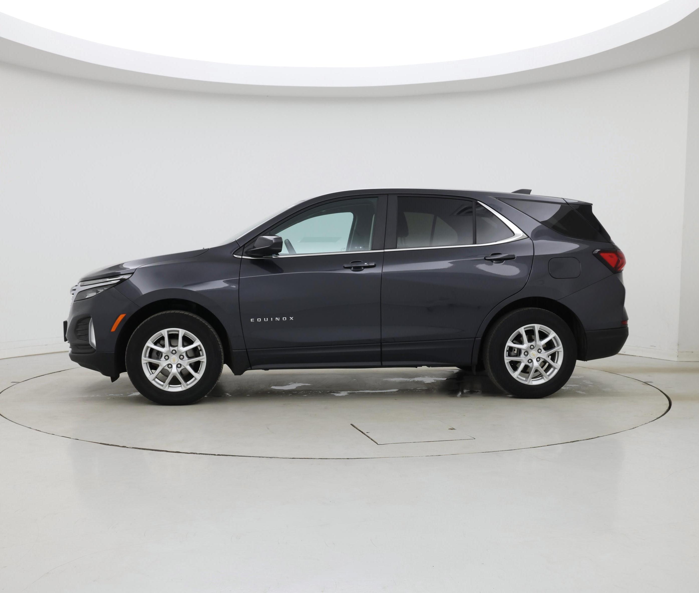 Thumbnail: 2023 Chevrolet Equinox - 3
