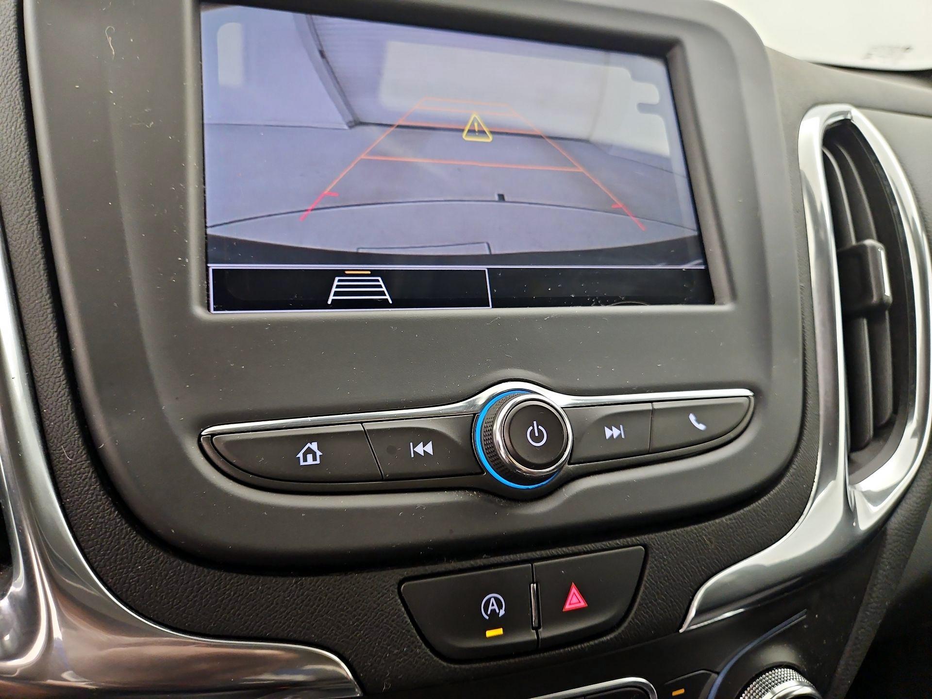 Thumbnail: 2022 Chevrolet Equinox - 14